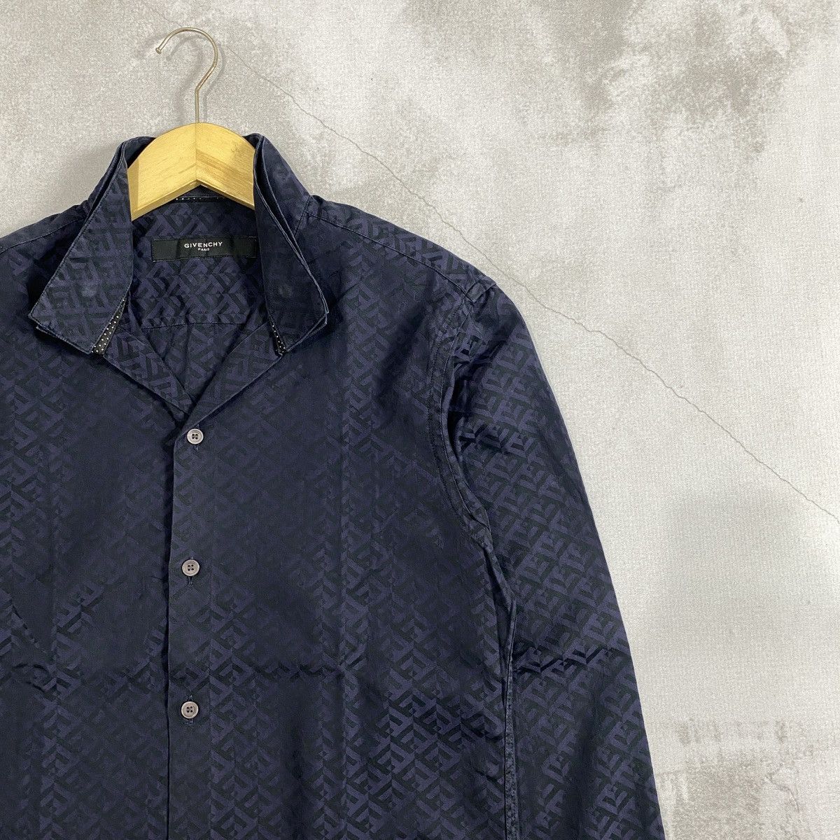 Givenchy Vintage Givenchy Monogram Patern Double Collar Shirt Size US XXS / EU 40 - 6 Thumbnail