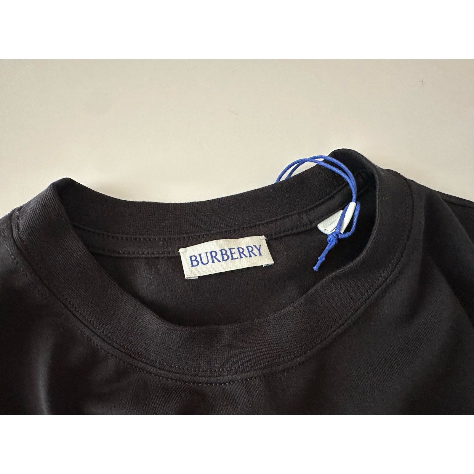 Burberry Burberry Ellison Pocket Black T-shirt M (Oversized) 81121131 Size US M / EU 48-50 / 2 - 6 Thumbnail