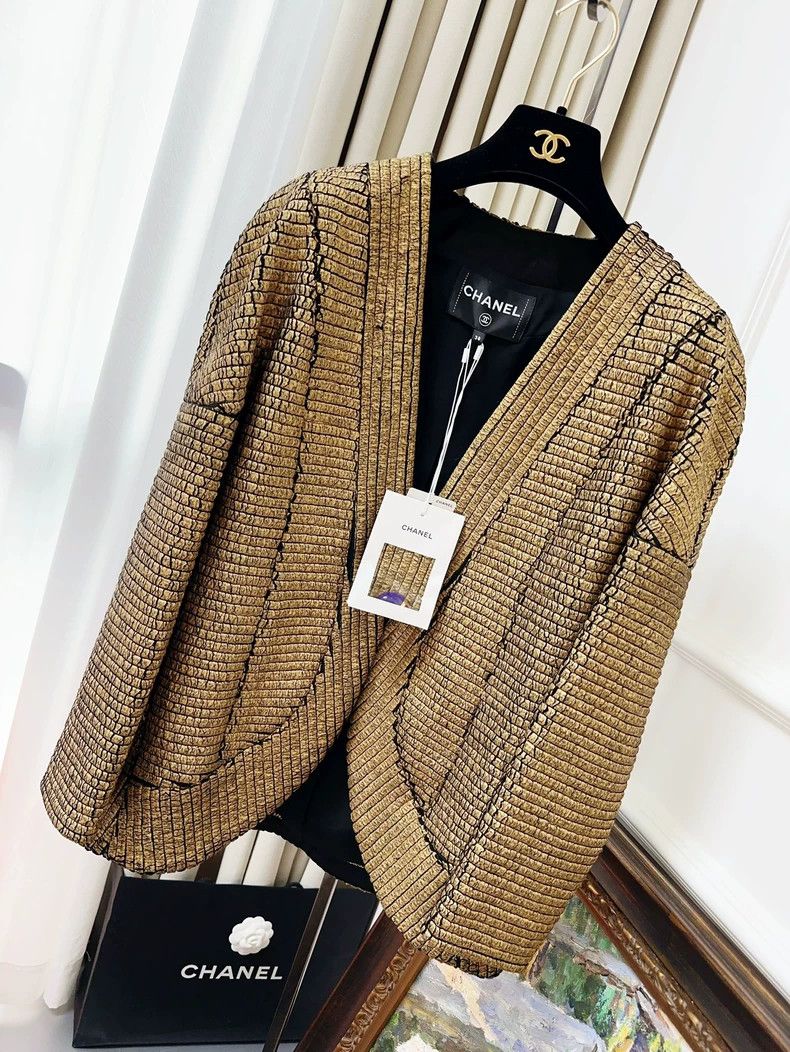 Chanel Chanel 19A Egyptian show gold braided jacket Size XS / US 0-2 / IT 36-38 - 1 Thumbnail