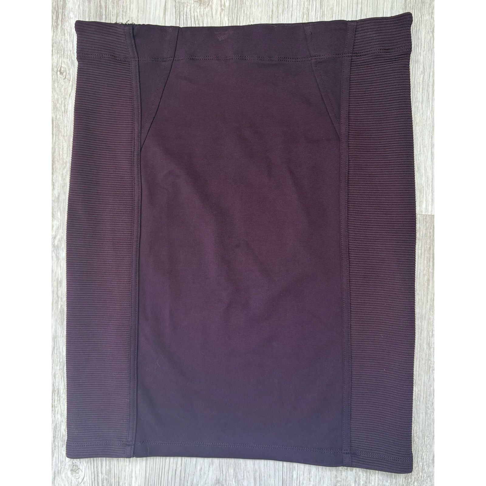Bcbgmaxazria BCBG Maxazria | Mini Pencil Elastic Waist Skirt | Medium Size 22" - 1 Thumbnail
