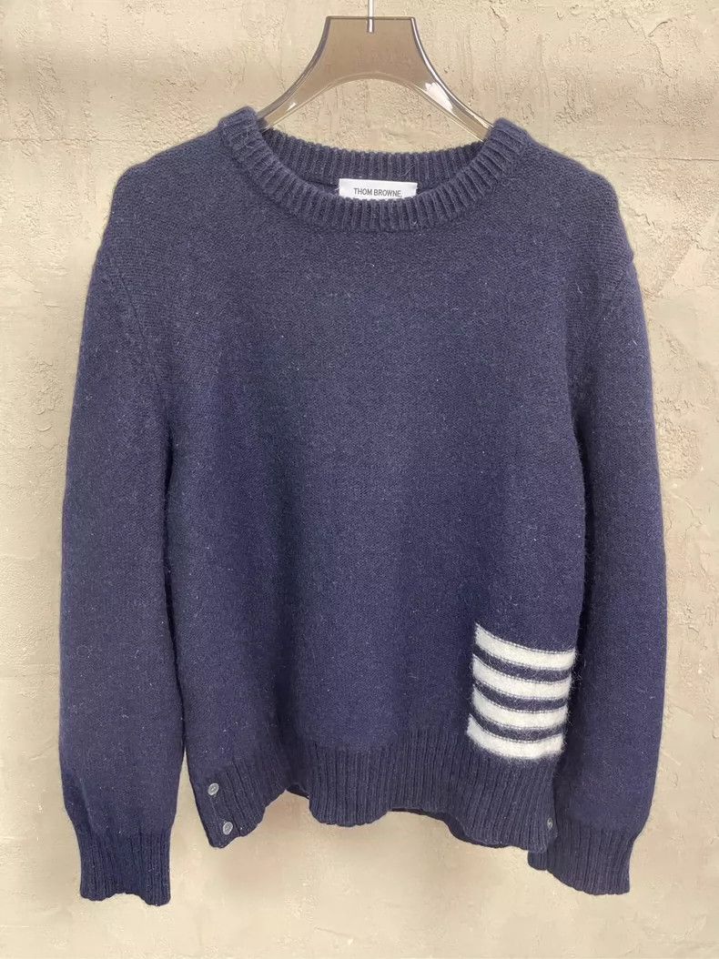 Thom Browne Thom Browne size4 Ma Hai Mao round neck sweater Size US XL / EU 56 / 4 - 4 Thumbnail