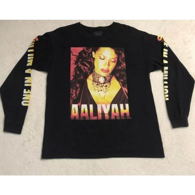 Other Aaliyah Long Sleeve Graphic Tee One in a Million Black S Size S / US 4 / IT 40 - 2 Thumbnail