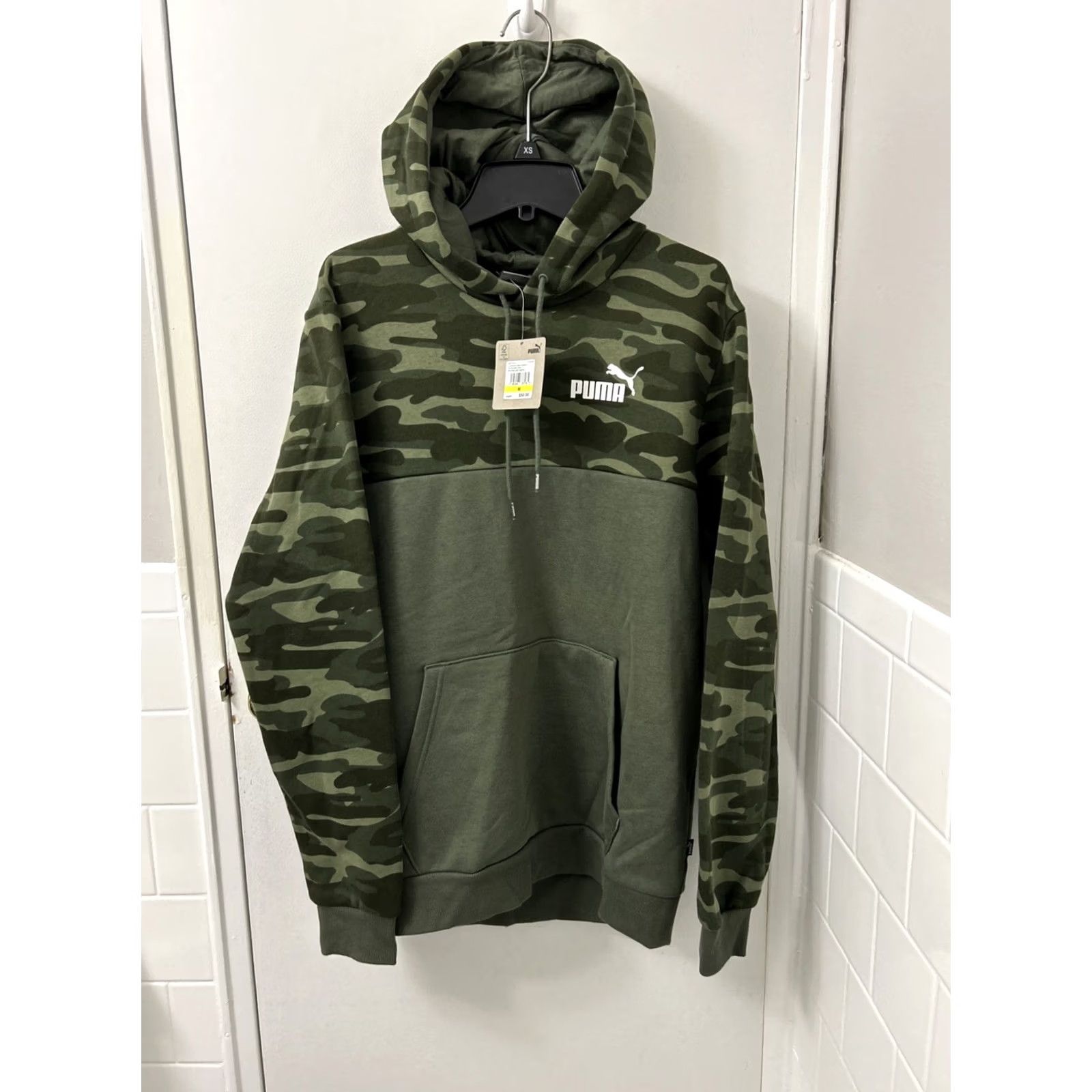 Puma PUMA Hoodie Mens M Green Color block Camo Pullover Long Sleeve Sweatshirt Hooded Pockets Graphic Print Logo Regular Fit Casual Size US M / EU 48-50 / 2 - 2 Thumbnail