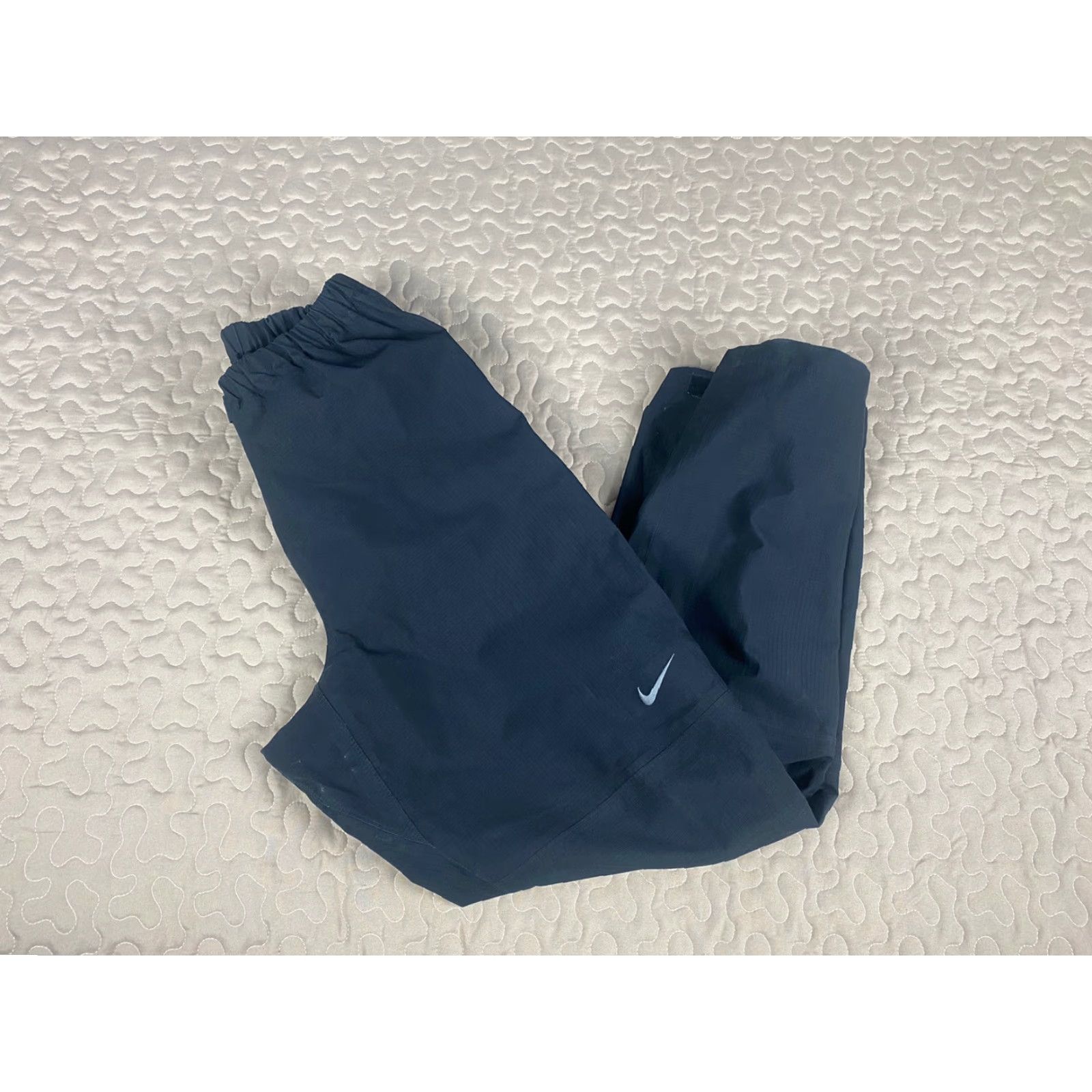Nike ACG VINTAGE Nike ACG All Condition Gear Jogger Pants Mens L Black Nike ACG Windbreaker Jogger Pants Mens L Black Size US 33 - 2 Thumbnail