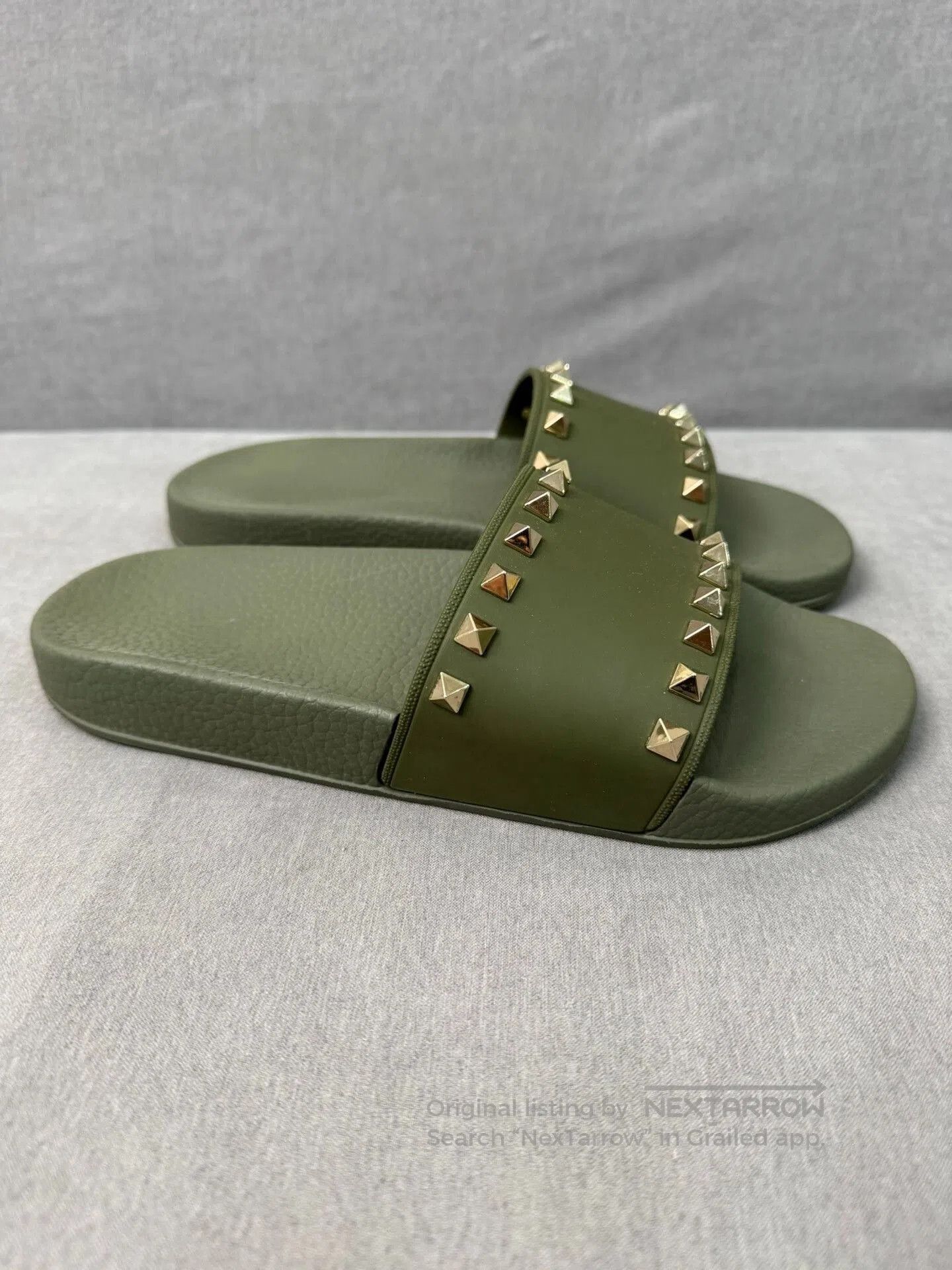 Valentino Valentino Studded Slippers. Size US 7 / IT 37 - 2 Thumbnail