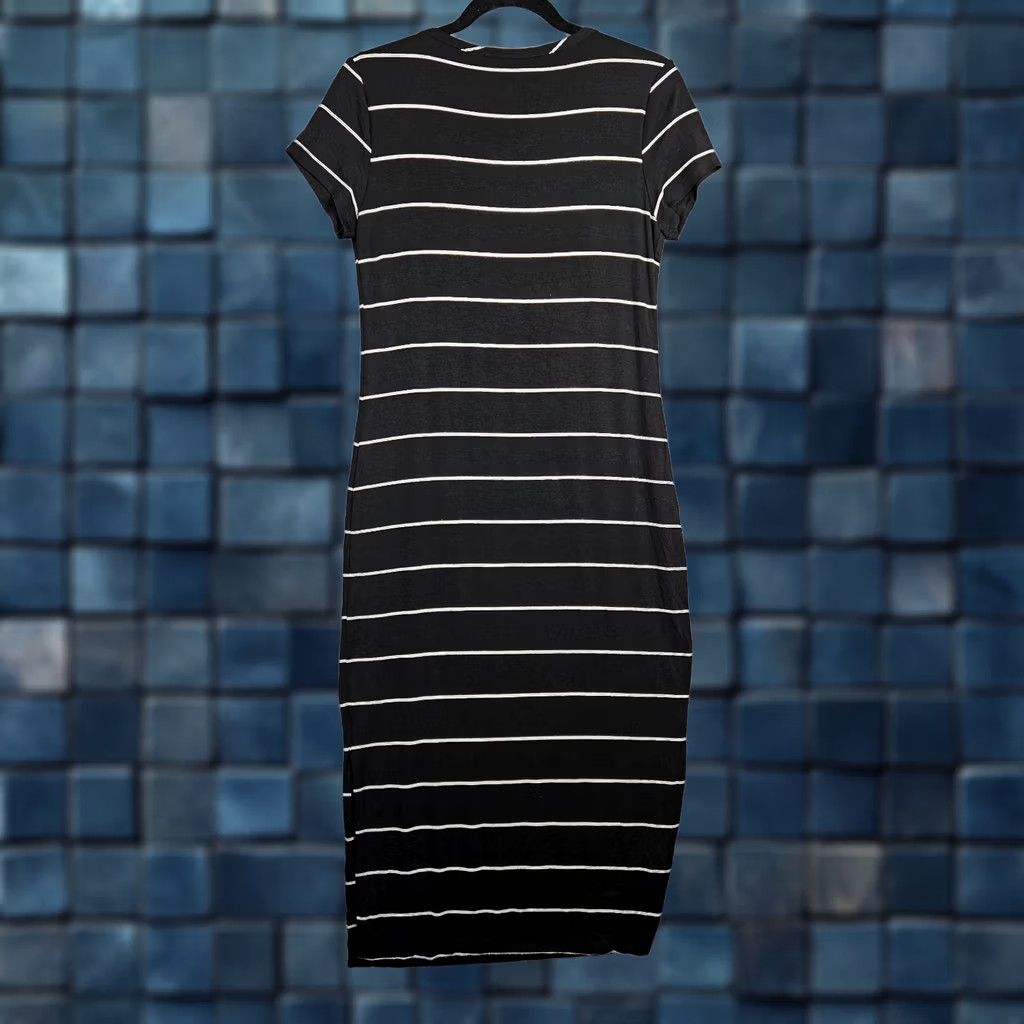 Vintage Amour Vert Dress Women Midi Short Sleeve Stripes V-Neck XS White Black A-Line Pattern Striped Lightweight Stretch Casual 90s? Size 26" / US 2 / IT 38 - 1 Thumbnail