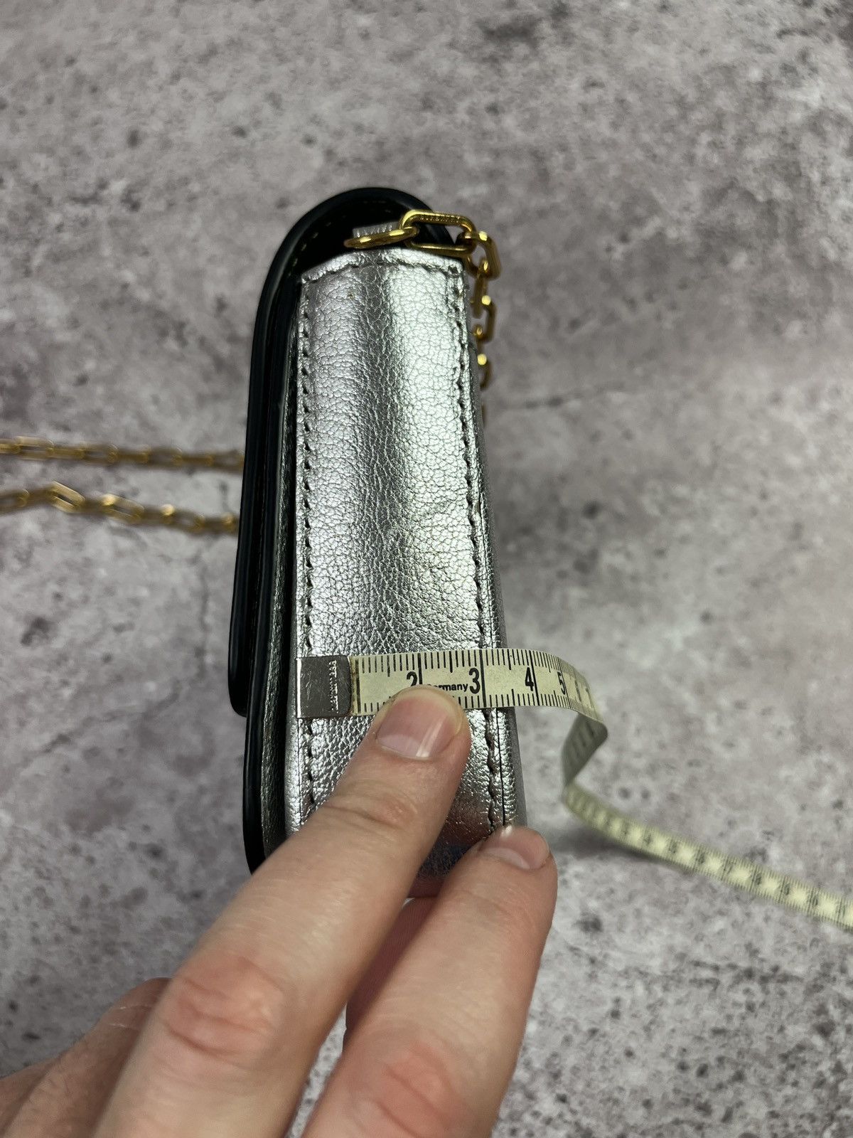 Burberry Metallic Silver D-Ring Leather Chain Small Shoulder Bag Size ONE SIZE - 22 Thumbnail