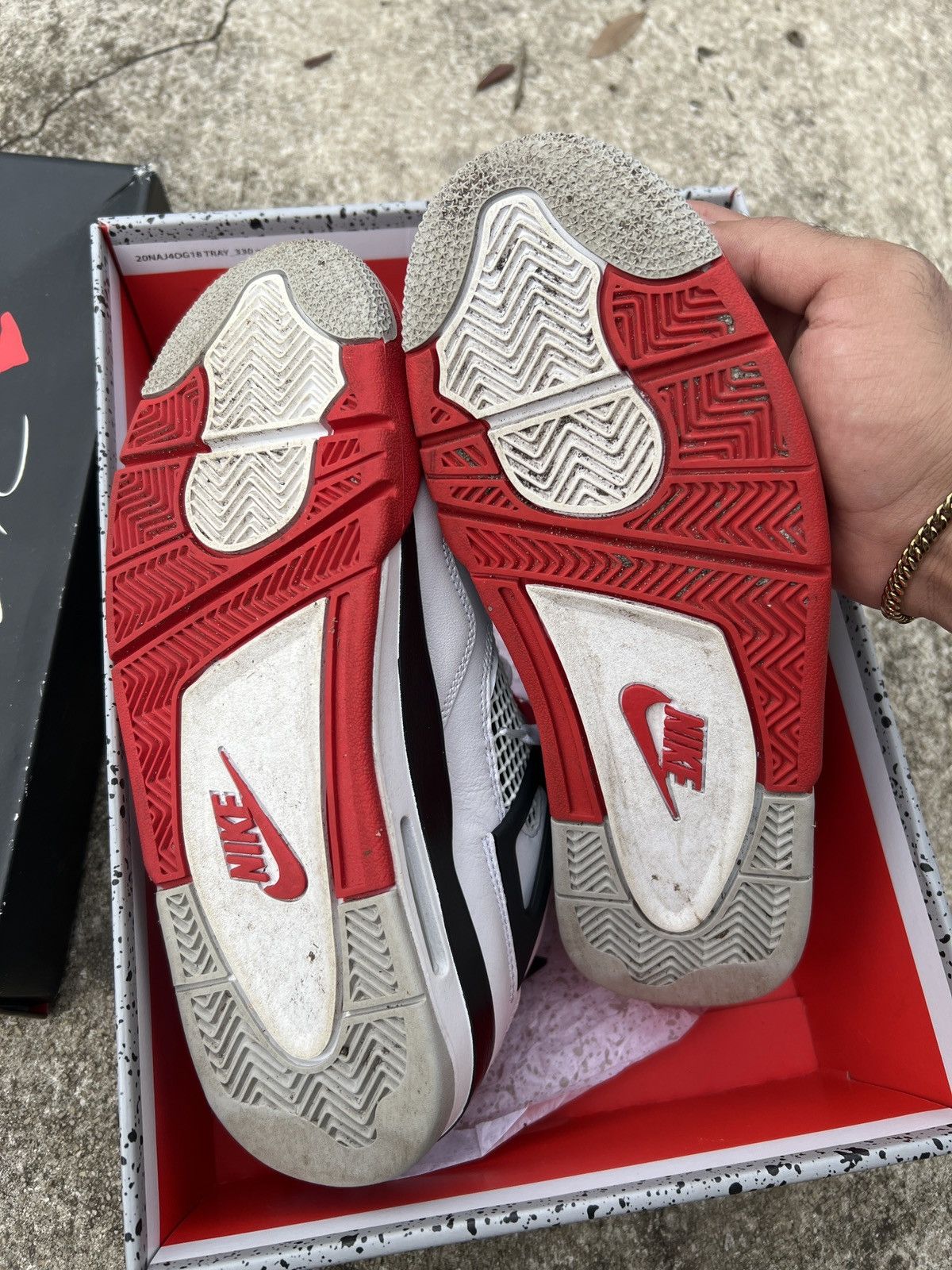 Jordan Brand × Nike Jordan Retro 4 Fire Red Size US 7 / EU 40 - 5 Thumbnail