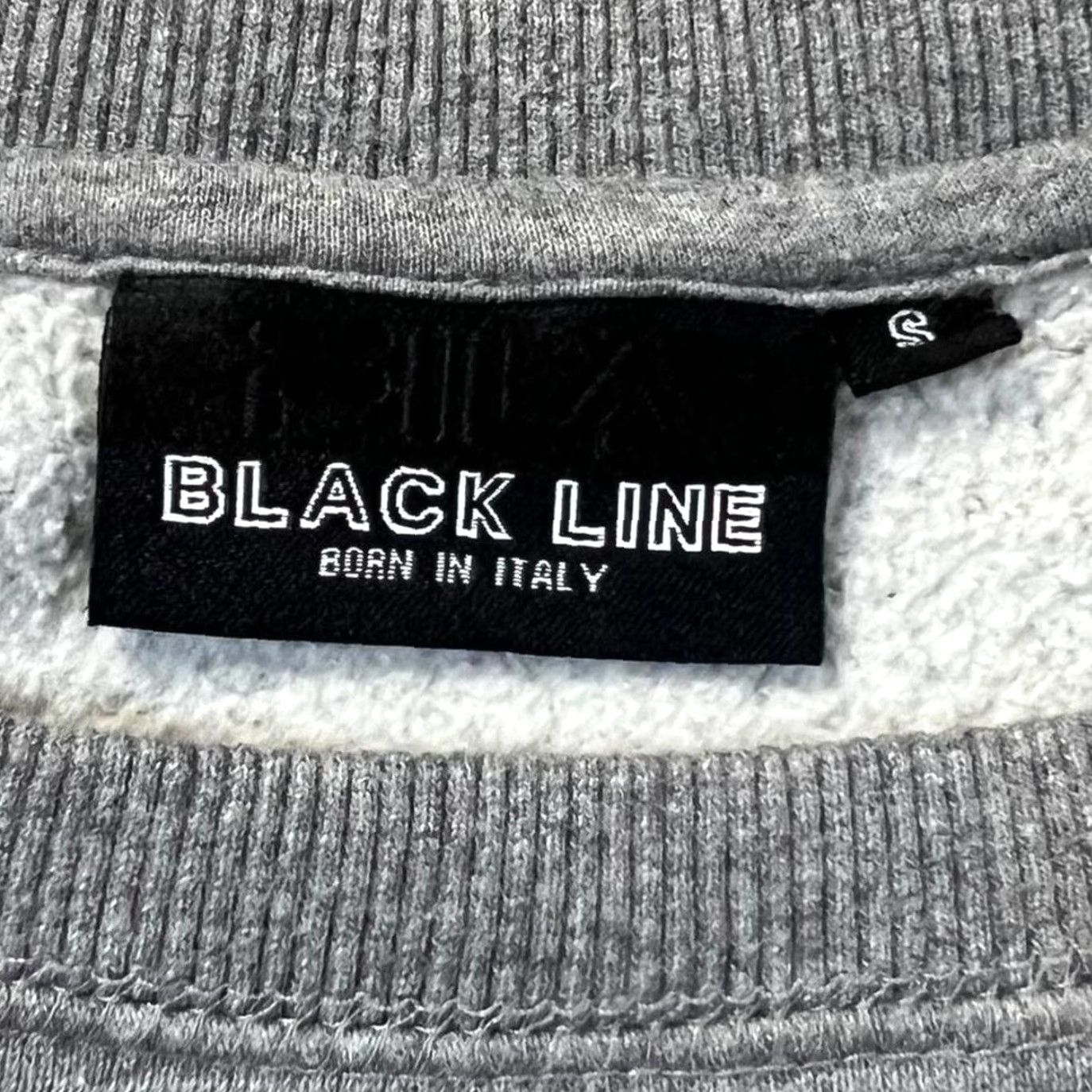 Fila FILA Grey Line Embroidered Logo Spellout Crewneck Sweatshirt Small Mens Crewneck Sweatshirt Grey embroidered logo spellout FILA Sweatshirt Small Mens Size US S / EU 44-46 / 1 - 3 Thumbnail