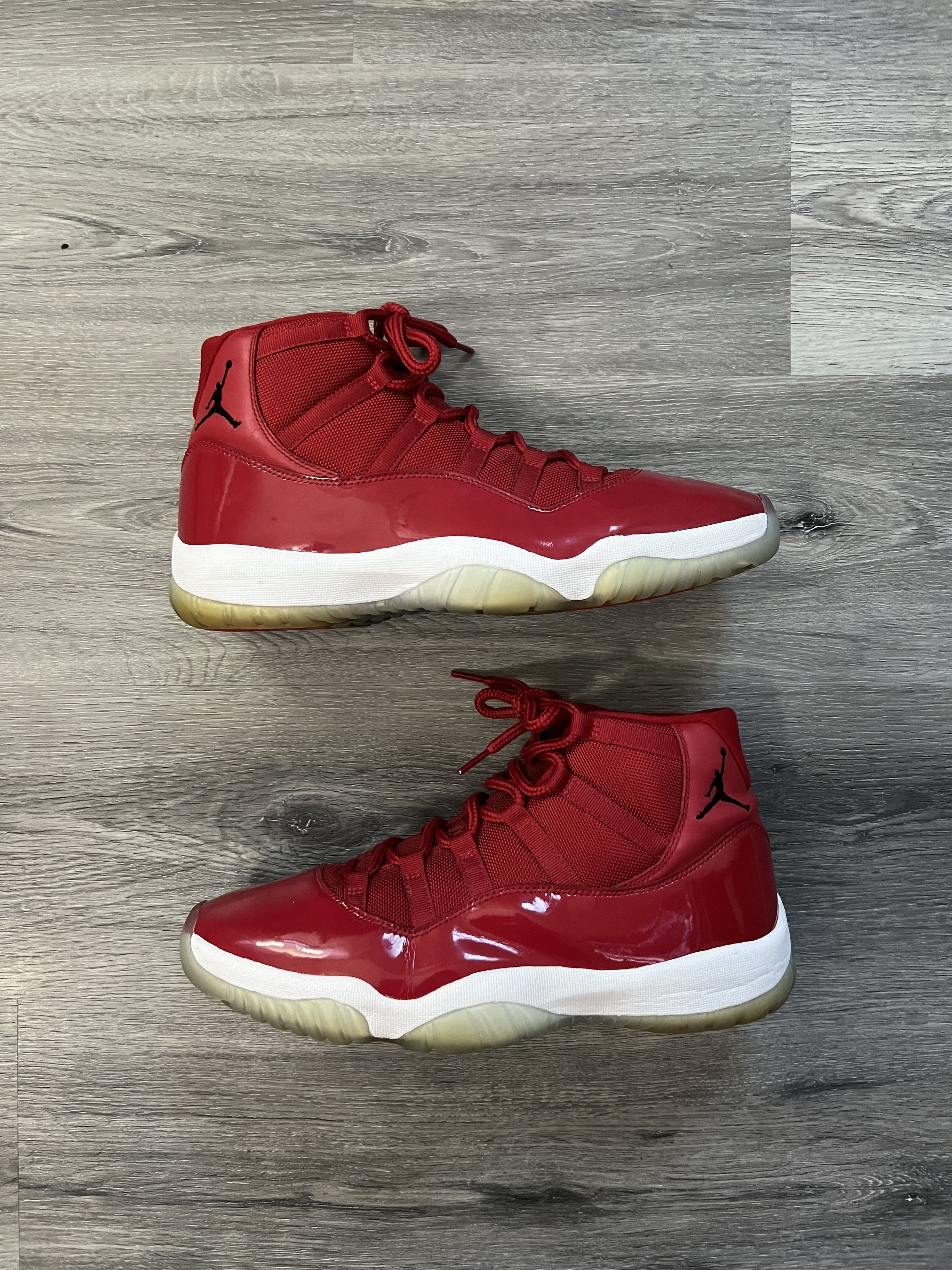Nike Jordan 11 Retro Win Like 96 Size US 12 / EU 45 - 1 Thumbnail
