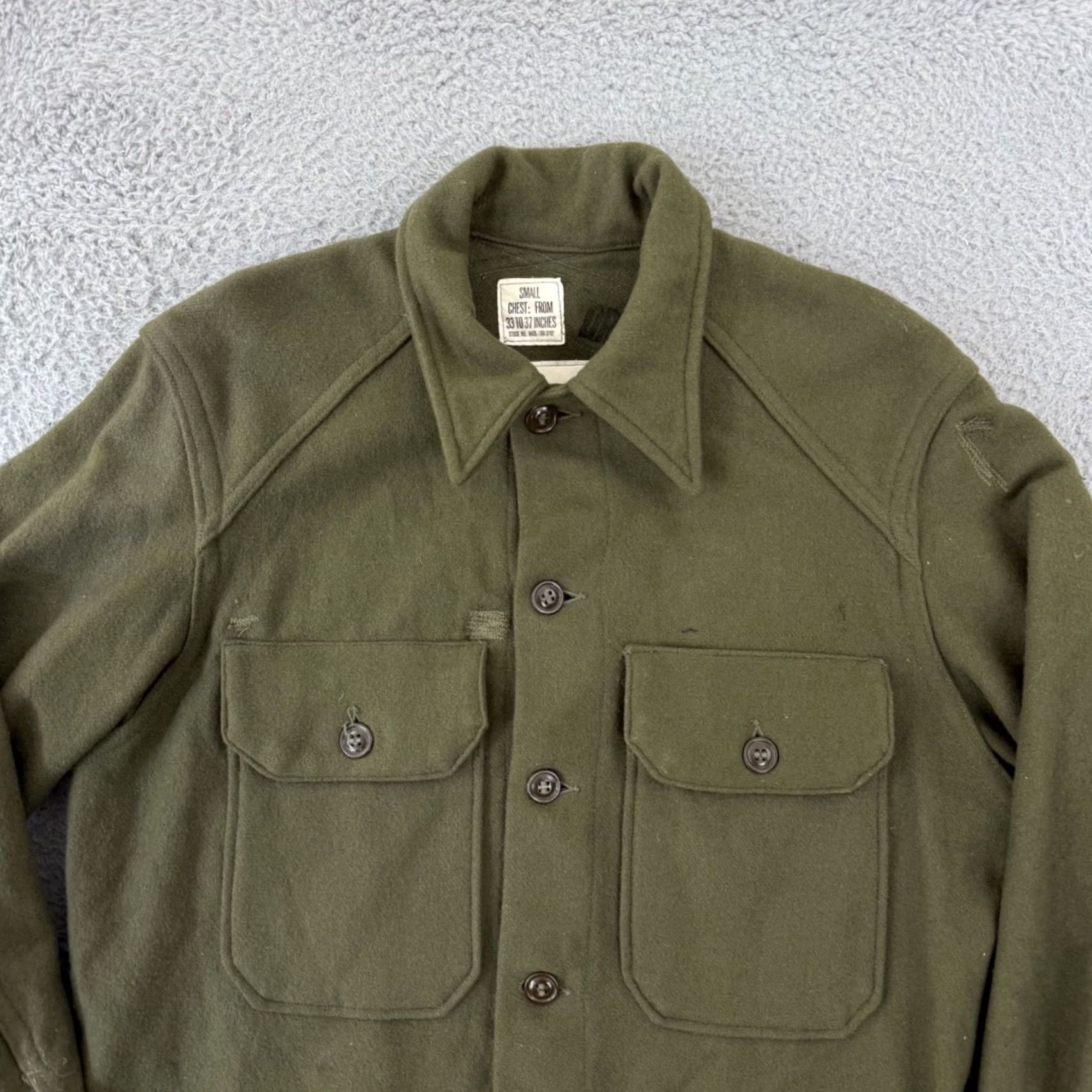 Olive VINTAGE OG 108 Field Shirt Mens Small Wool Button Up Army Olive Green Military Army Men Shirt Size US S / EU 44-46 / 1 - 3 Thumbnail