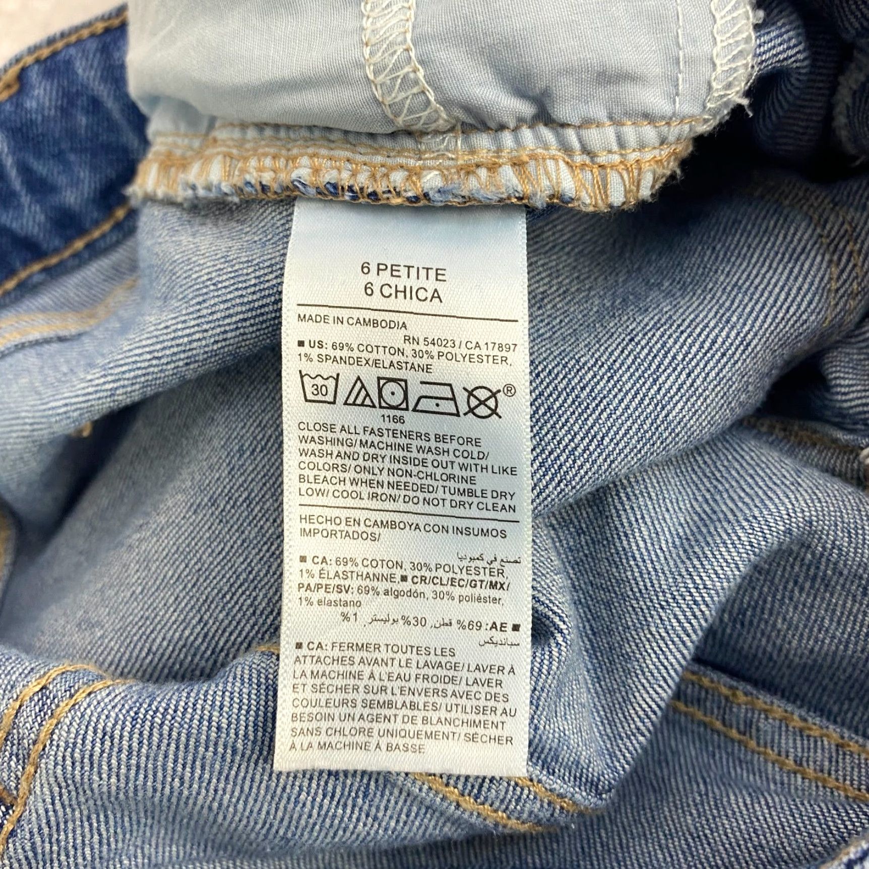 Old Navy VINTAGE Old Navy Women Jeans Wow Straight High Rise Size 6 Petite Distressed Raw Hem Size 28" / US 6 / IT 42 - 5 Thumbnail
