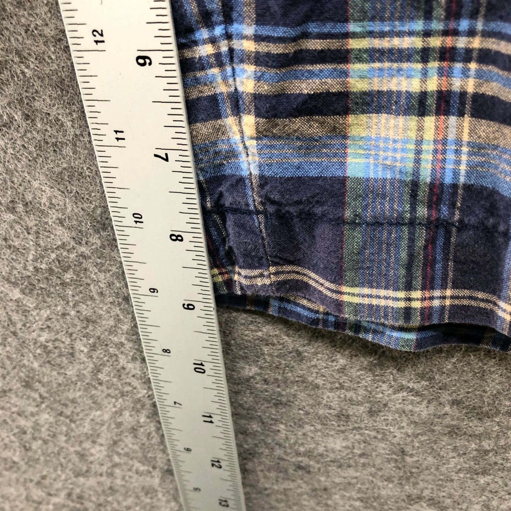 Lands' End Lands' End Chino Shorts Mens 38 Traditional Fit Blue Plaid 9'' Inseam Cotton Flat Front Casual Shirt? Size US 38 / EU 54 - 7 Thumbnail