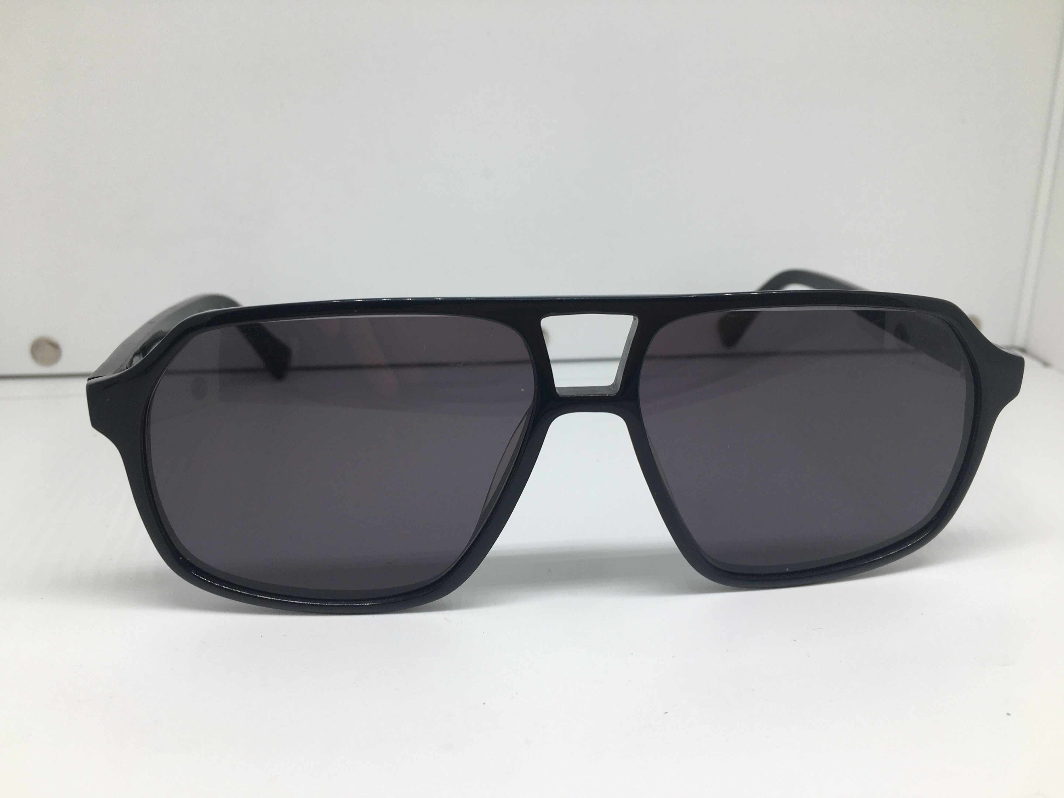 Vintage Vintage Black Aviator Sunglasses Frame Size ONE SIZE - 1 Thumbnail