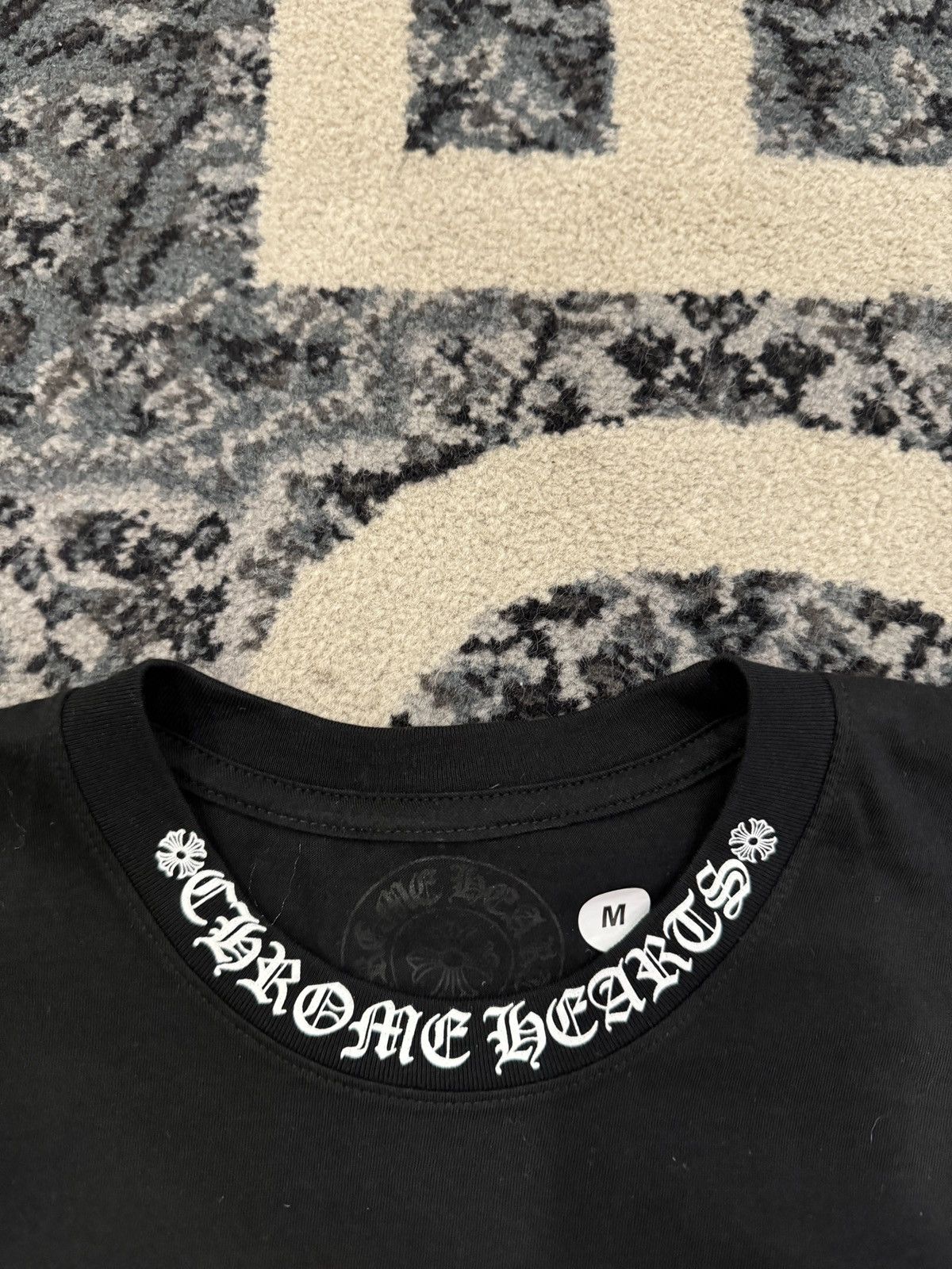 Chrome Hearts NEW CHROME HEARTS NECK LOGO SHORT SLEEVE SHIRT SIZE MEDIUM Size US M / EU 48-50 / 2 - 2 Thumbnail