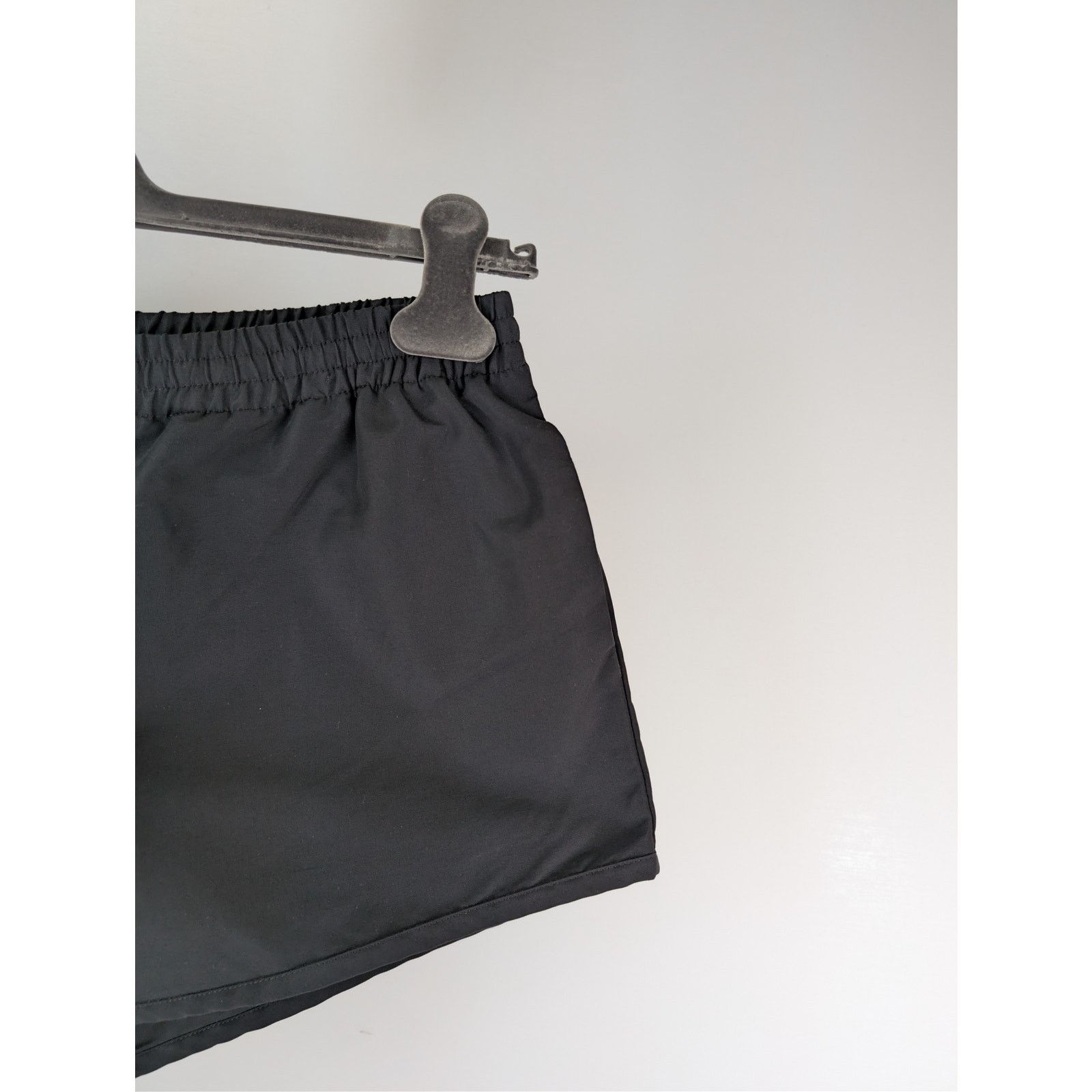 Balenciaga o1rshd1 Q:2 / Technical Faille Running Shorts in Black Size US 32 / EU 48 - 5 Thumbnail