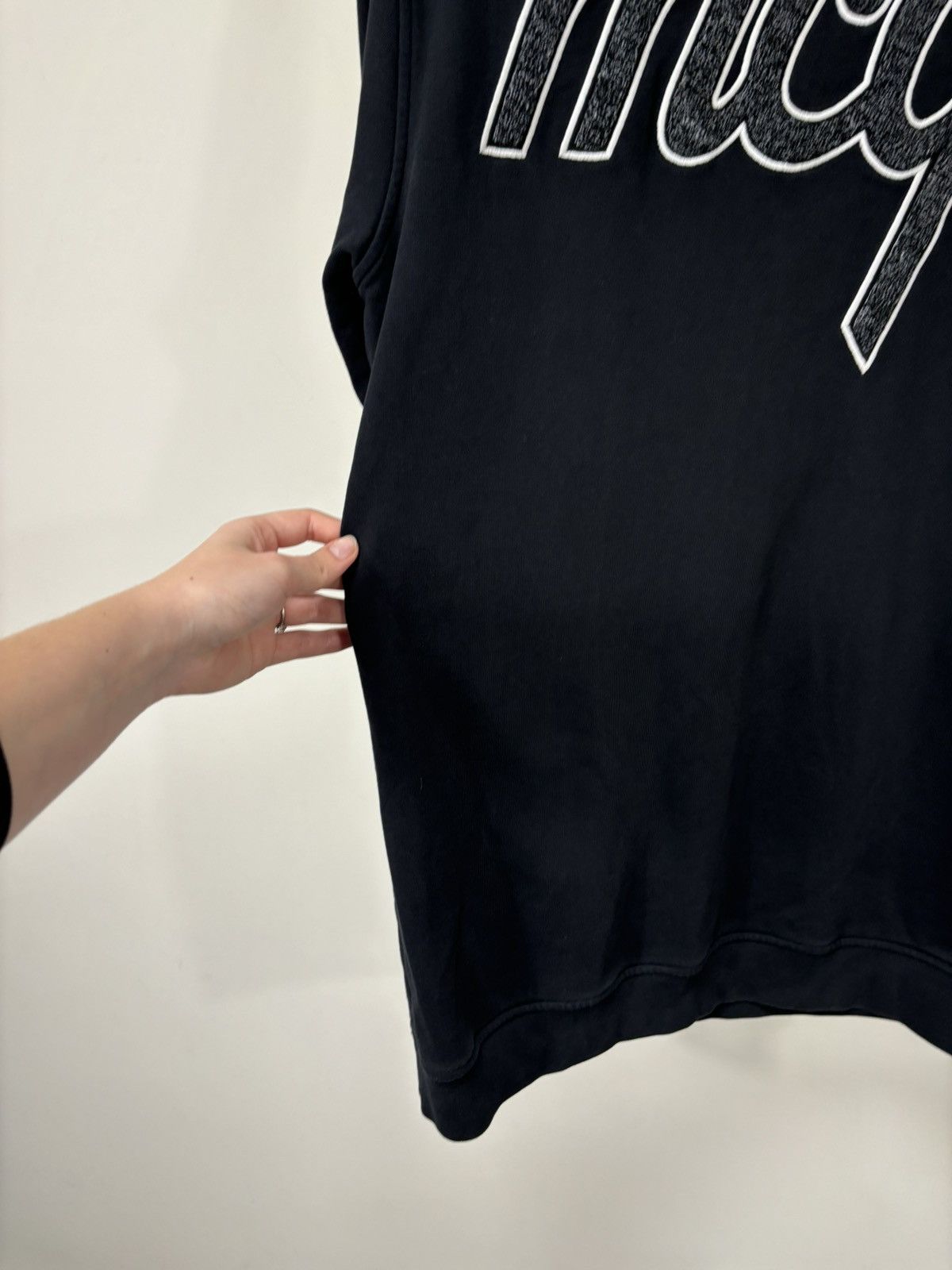 Alexander McQueen Alexander McQueen Women’s MCQ Big Carpet Logo Sweatshirt Size M / US 6-8 / IT 42-44 - 16 Thumbnail