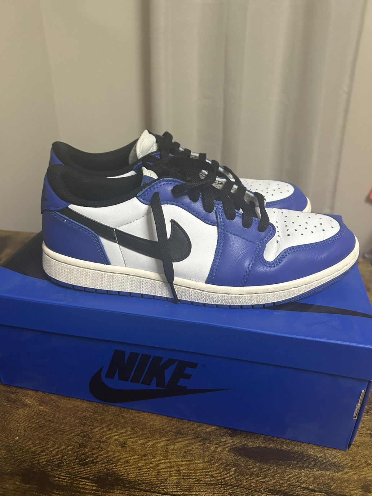 Jordan Brand Jordan 1 low game royal Size US 10 / EU 43 - 1 Thumbnail