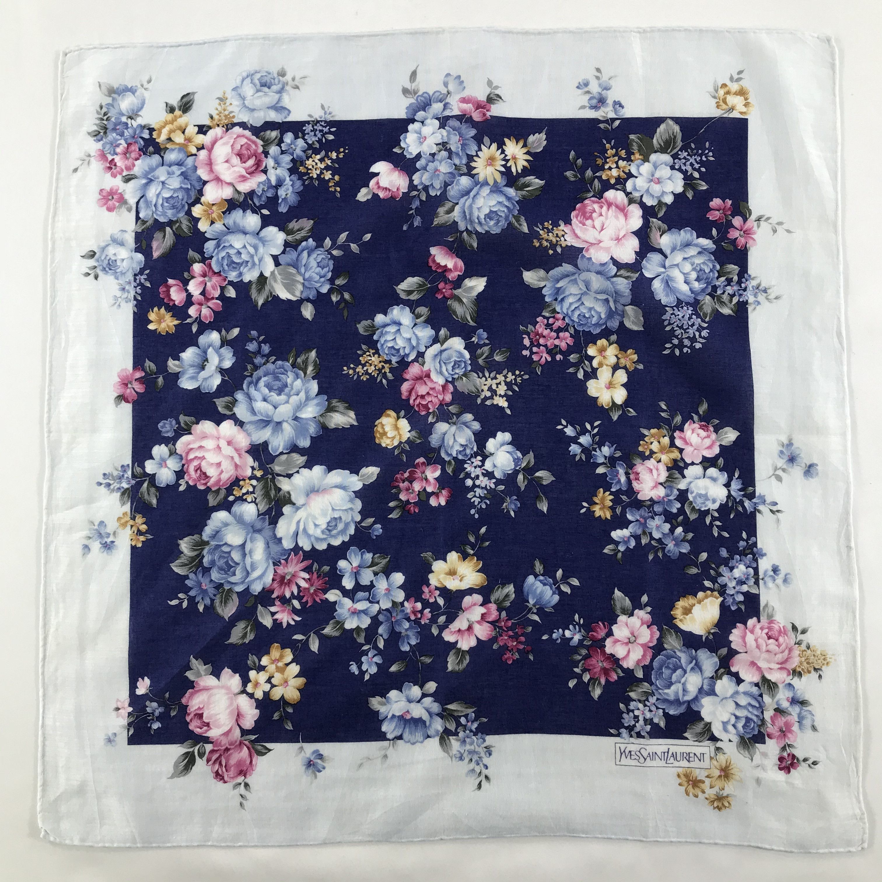 Vintage Yves Saint Laurent Bandana / Handkerchief/Neckerchief -S1205 Size ONE SIZE - 1 Thumbnail