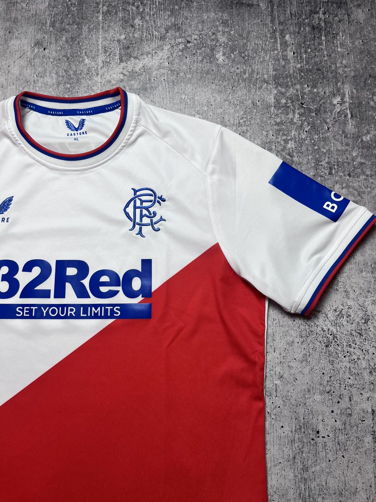 Castore Rare Rangers 2021-2022 Football Jersey Size XL Mens Castore Size US XL / EU 56 / 4 - 3 Thumbnail