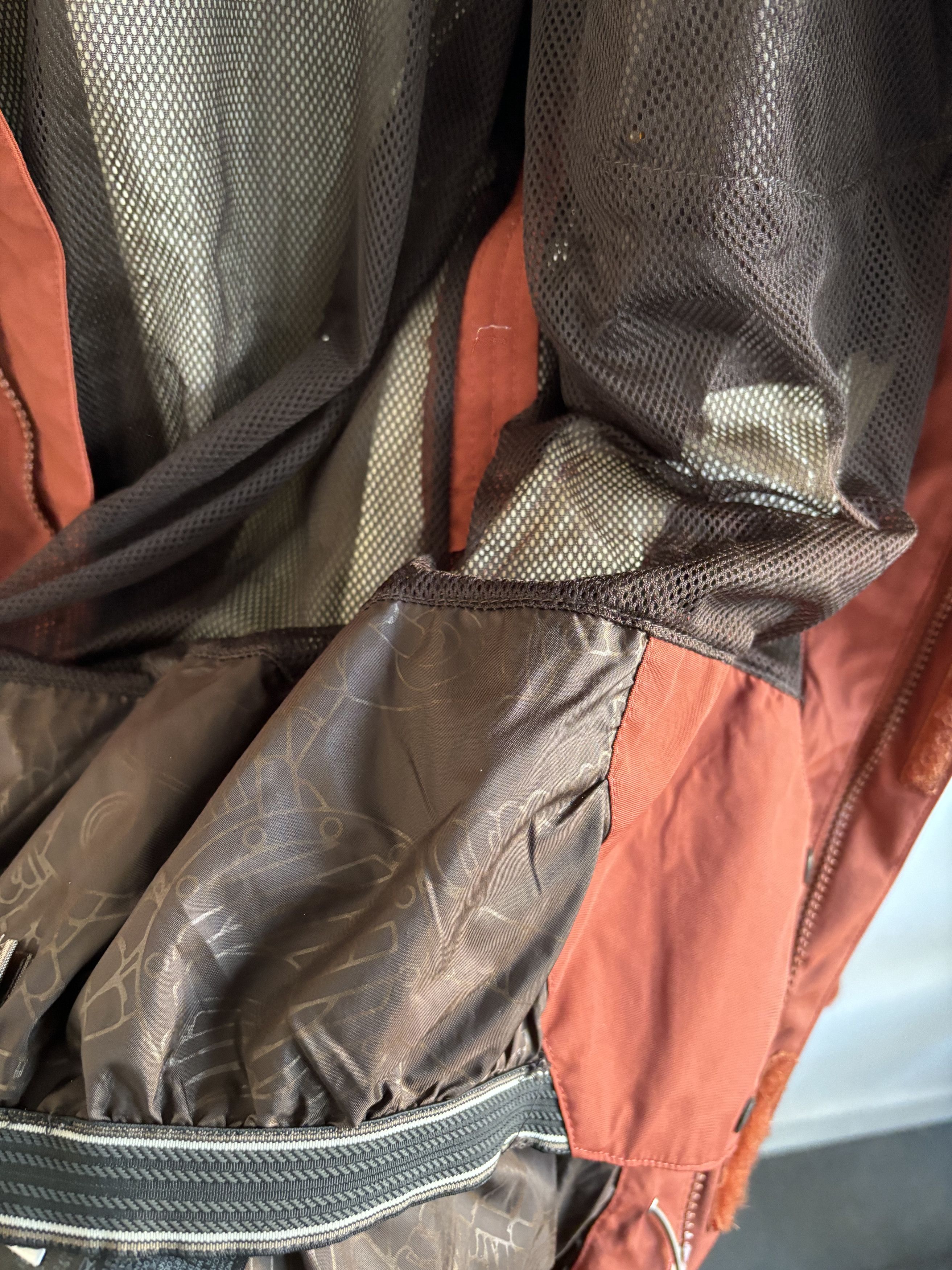 The North Face Vintage The North Face 90s Cryptic Snow Jacket Size US L / EU 52-54 / 3 - 11 Thumbnail