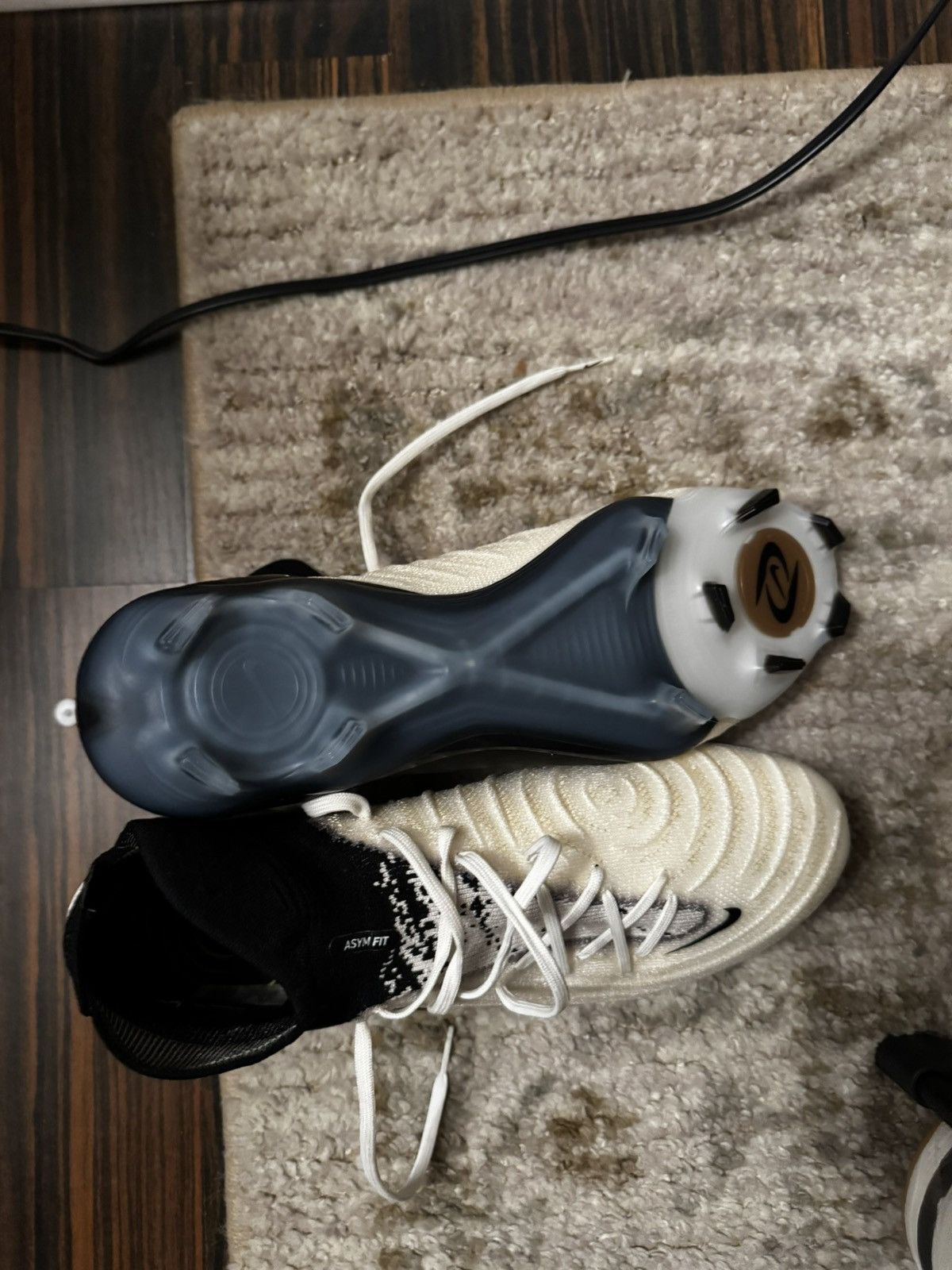 Nike Nike Phantom Luna 2 Elite FG Size US 10 / EU 43 - 3 Thumbnail
