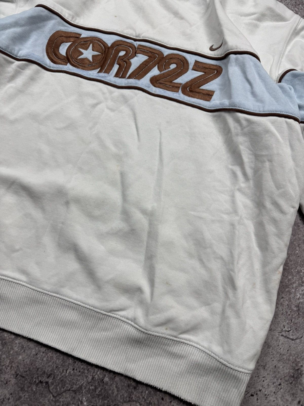 Nike 00’s Nike Cortez Y2K Distressed Swoosh Sweatshirt Baggy Size US L / EU 52-54 / 3 - 5 Thumbnail