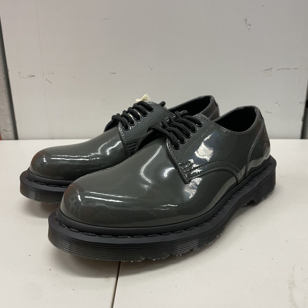 Dr. Martens × Fragment Design Dover St Market Hollingborn Patent Leather 1461 Size US 7 / EU 40 - 2 Thumbnail