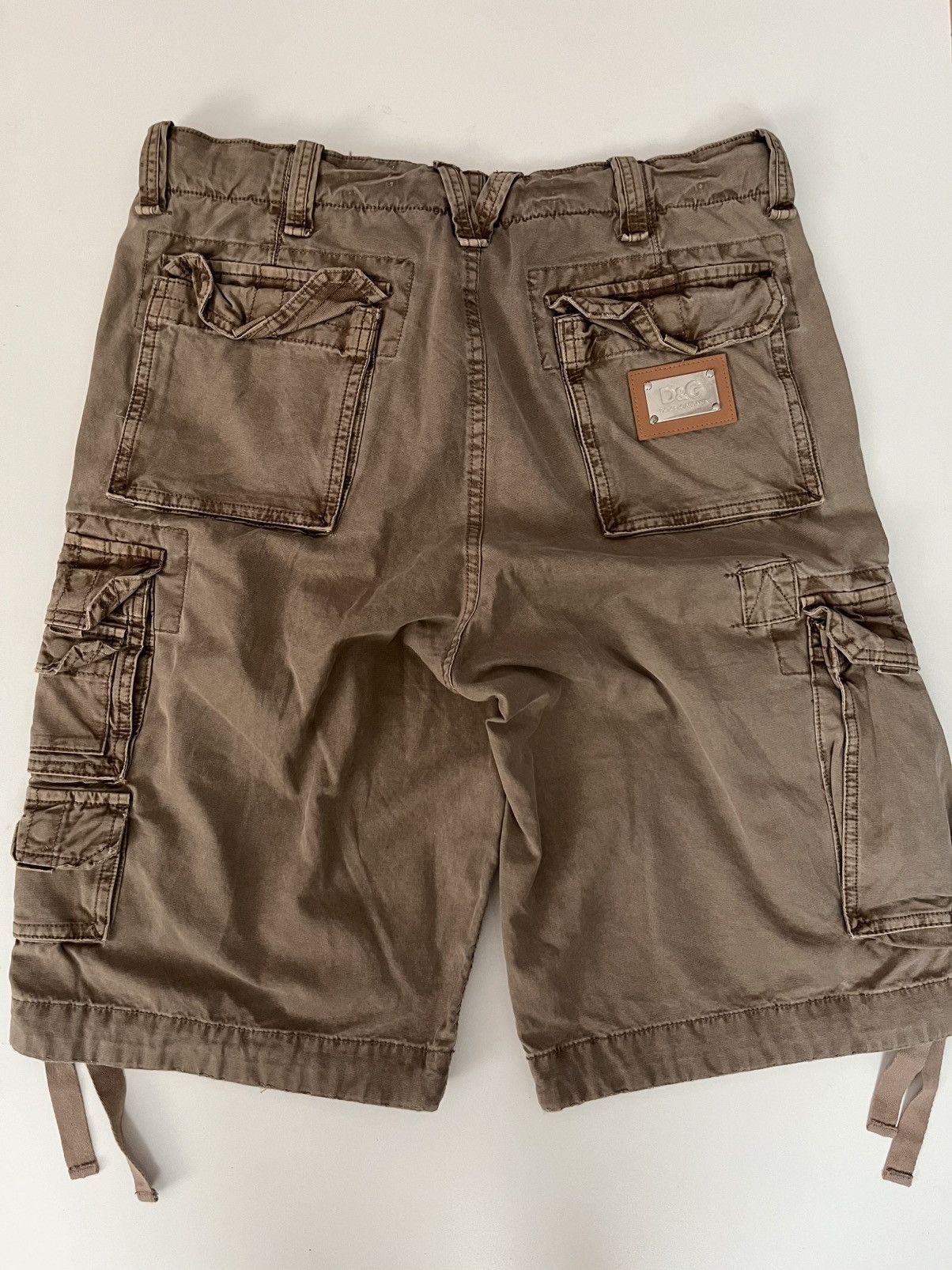 Dolce & Gabbana 2003 dolce gabbana 10 pockets cargo shorts Size US 34 / EU 50 - 2 Thumbnail