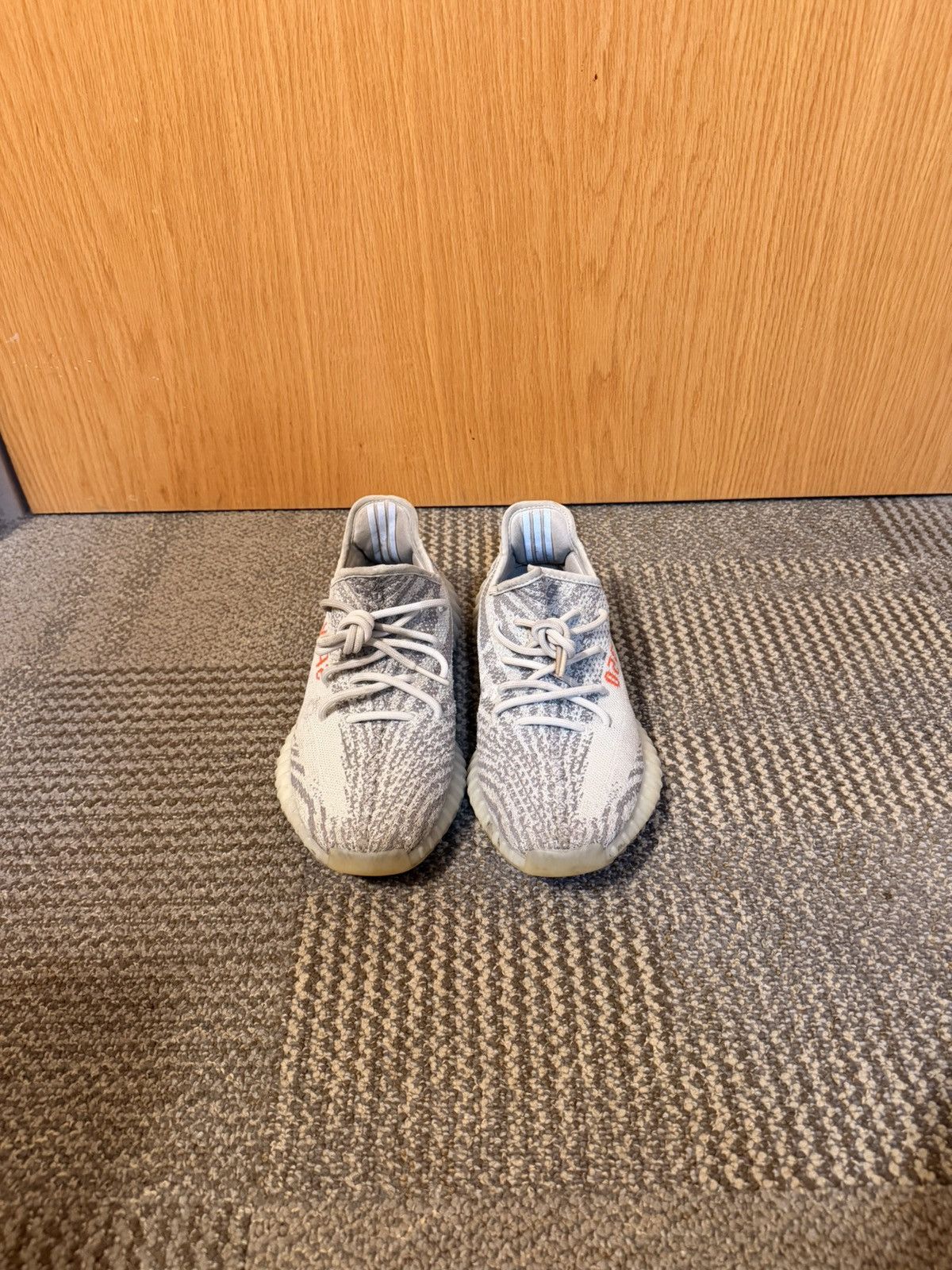 Yeezy Yeezy 350 Blue tint Size US 9 / EU 42 - 1 Thumbnail