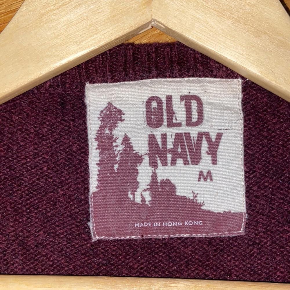Old Navy Old Navy l V-Neck Fitted Sweater Size Medium Size US M / EU 48-50 / 2 - 7 Thumbnail