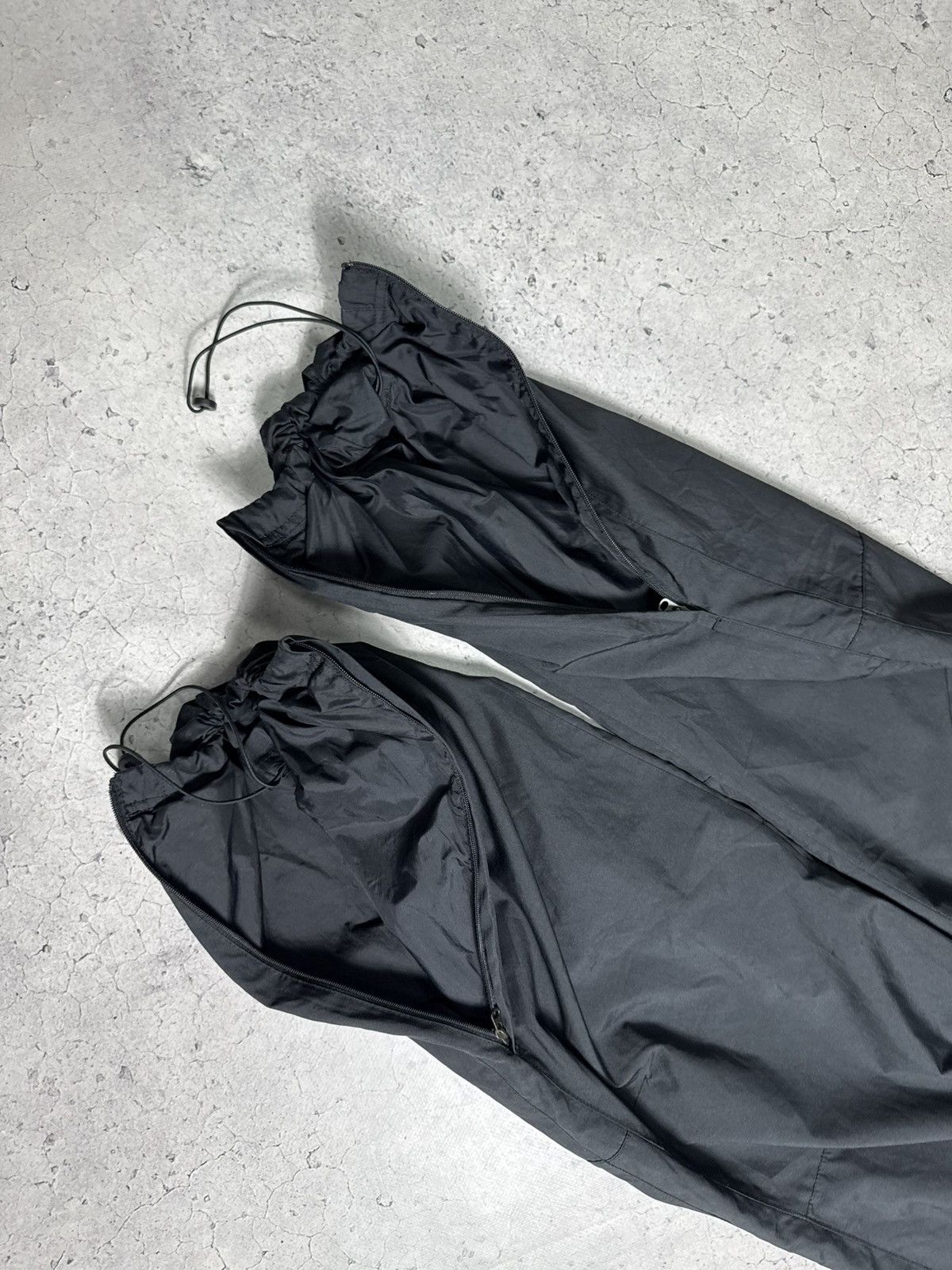 Nike Nike Vintage Baggy Track Pants Joggers Black Drill Swoosh Size US 34 / EU 50 - 6 Thumbnail