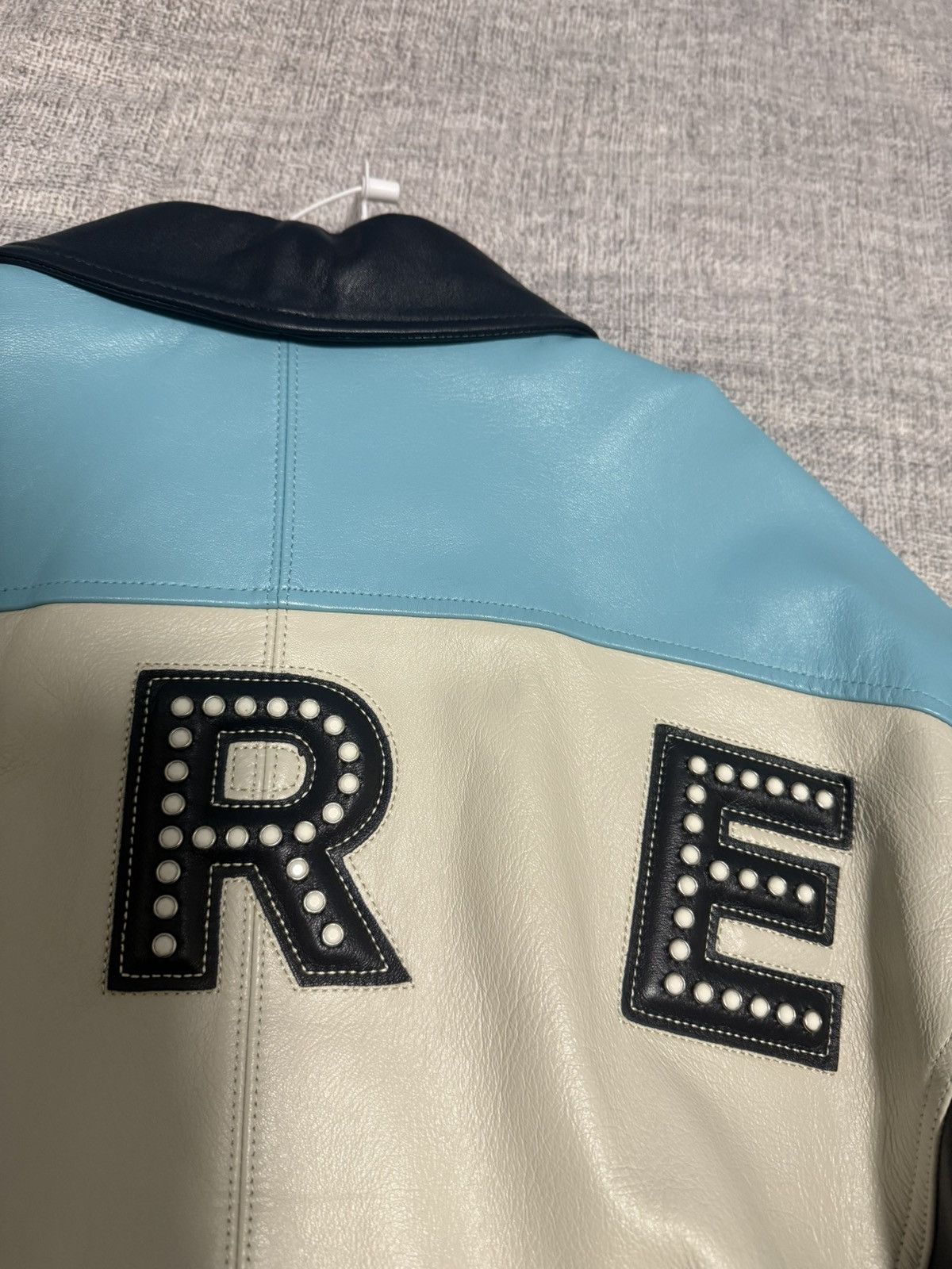 Supreme Supreme studded arc logo leather jacket White blue Size US M / EU 48-50 / 2 - 4 Thumbnail