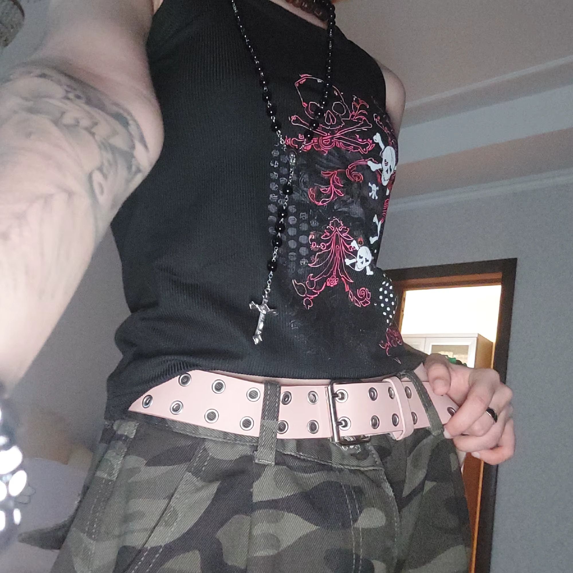 Other y2k aesthetic goth/grunge/emo vintage 90s top Size S / US 4 / IT 40 - 2 Thumbnail