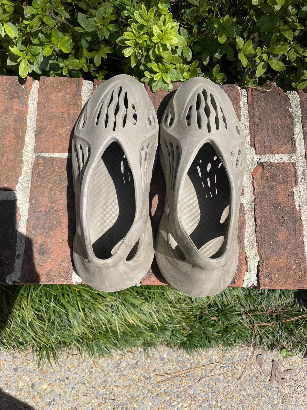 Adidas × Kanye West Yeezy Foam Runner “Stone Sage” Size US 11 / EU 44 - 3 Thumbnail