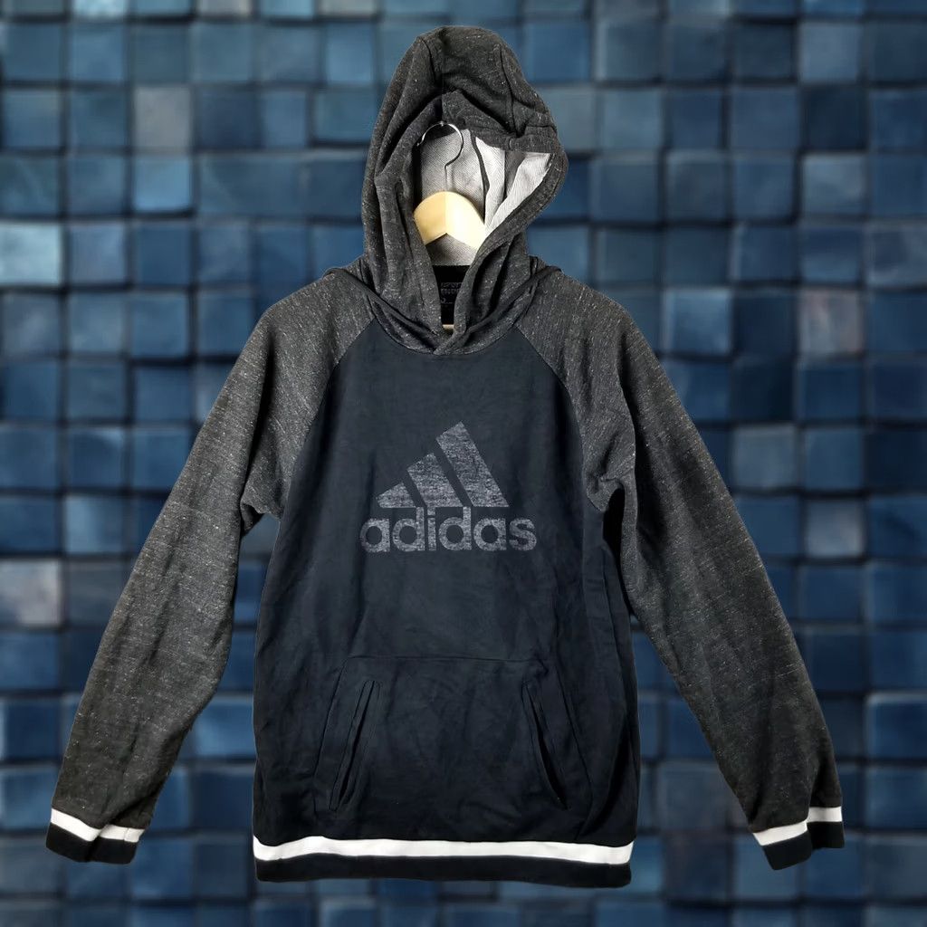 Adidas Adidas Hoodie Sweatshirt Women Small Gray Sport Essentials Climalite Pullover Hooded Activewear Soccer Running Gym & Training Womens Size S / US 4 / IT 40 - 1 Thumbnail