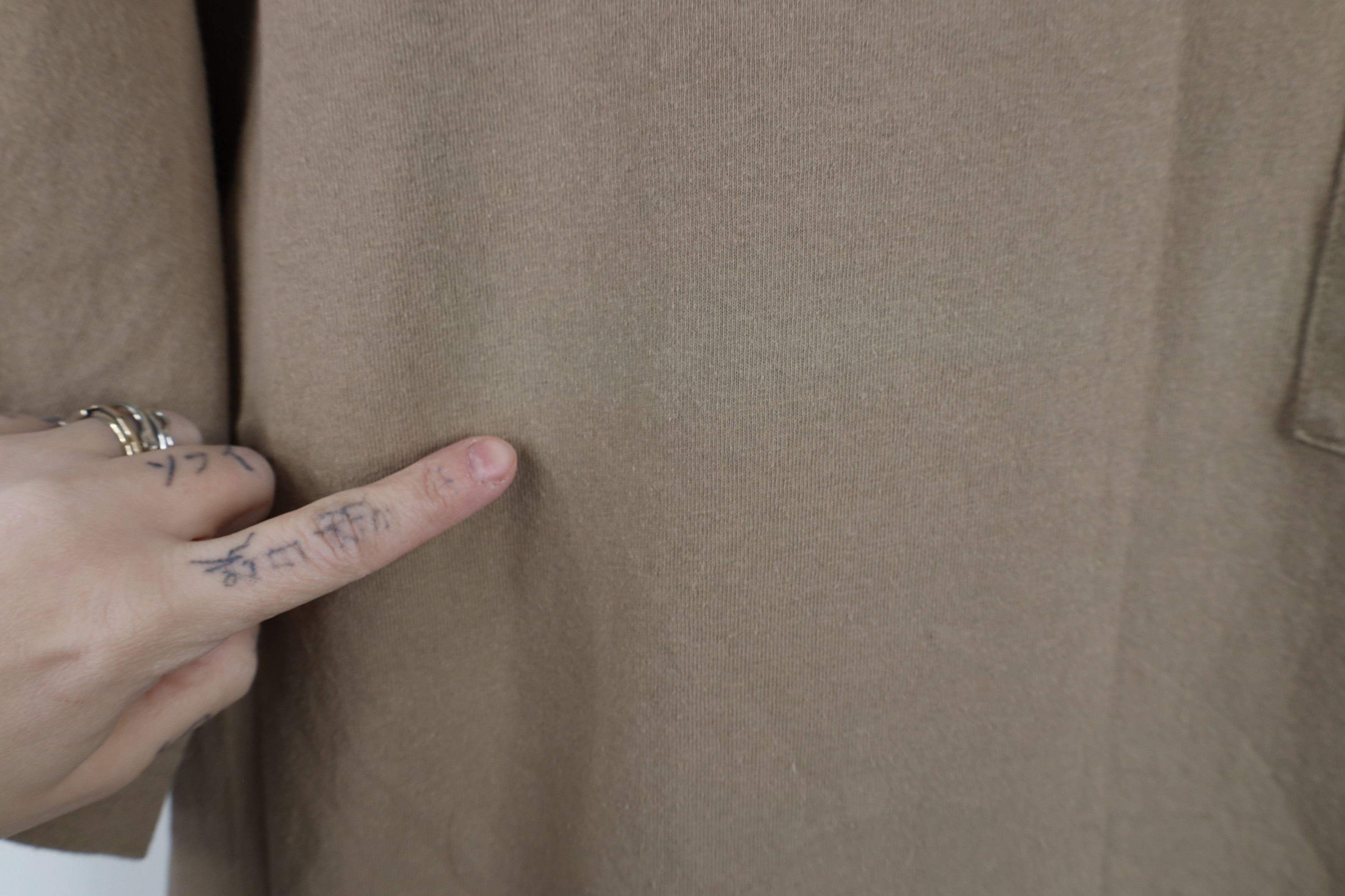 Carhartt × Vintage Vintage Y2K Carhartt Spell Out Pocket T-Shirt Desert Brown Size US L / EU 52-54 / 3 - 6 Thumbnail