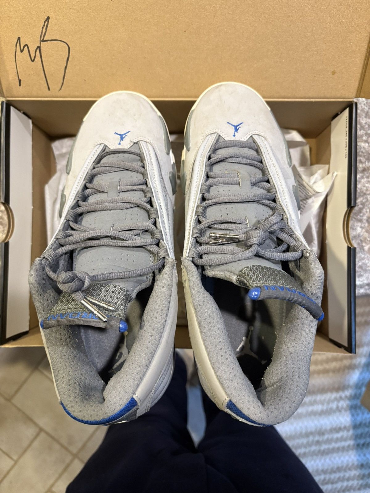 Jordan Brand × Nike Men’s Jordan 14 Retro Wolf Gray Size US 10.5 / EU 43-44 - 4 Thumbnail