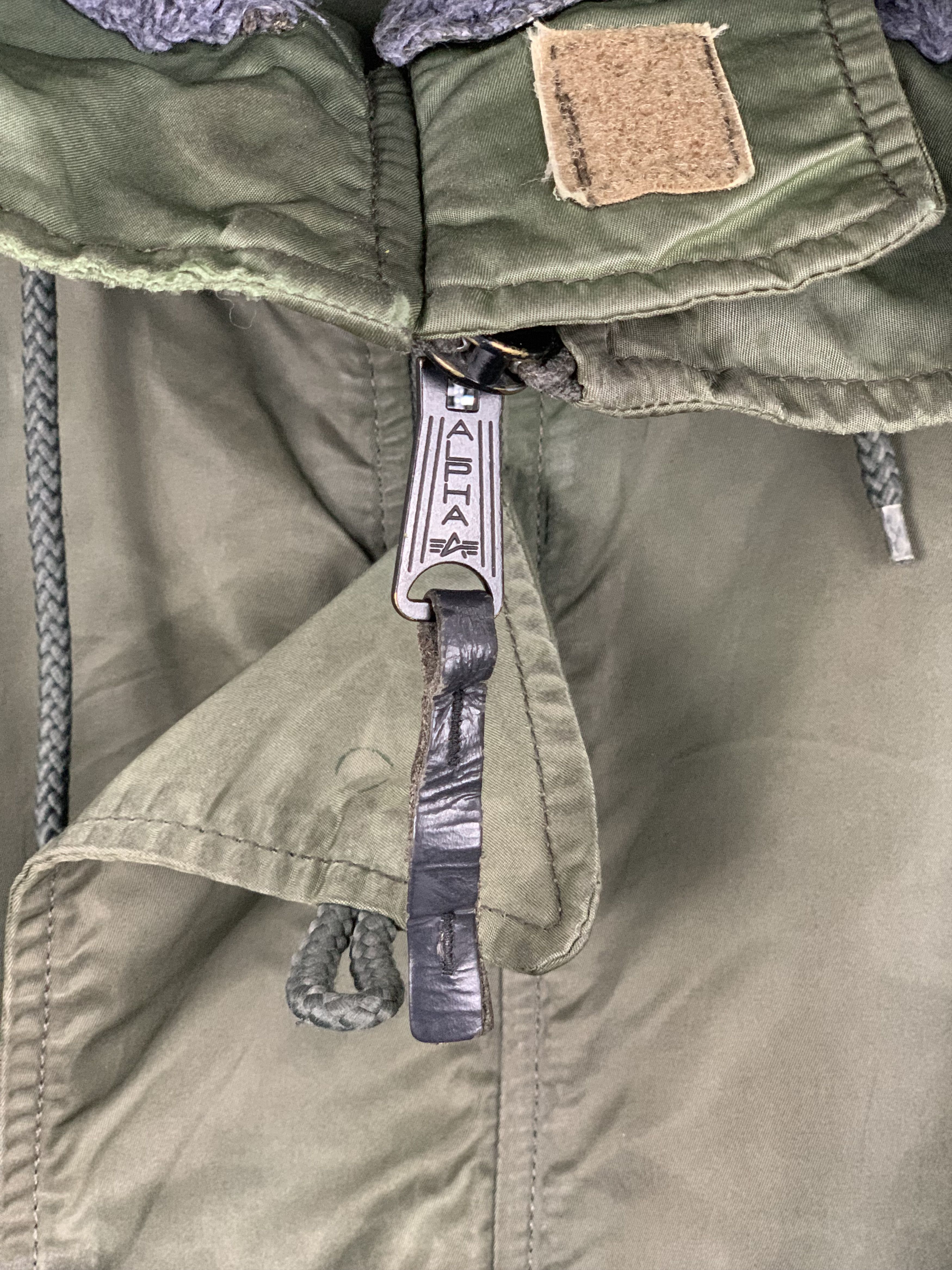 Alpha Industries Vintage Alpha Industries Hoodie Sherpa Bomber Jacket J0950 Size US L / EU 52-54 / 3 - 8 Thumbnail