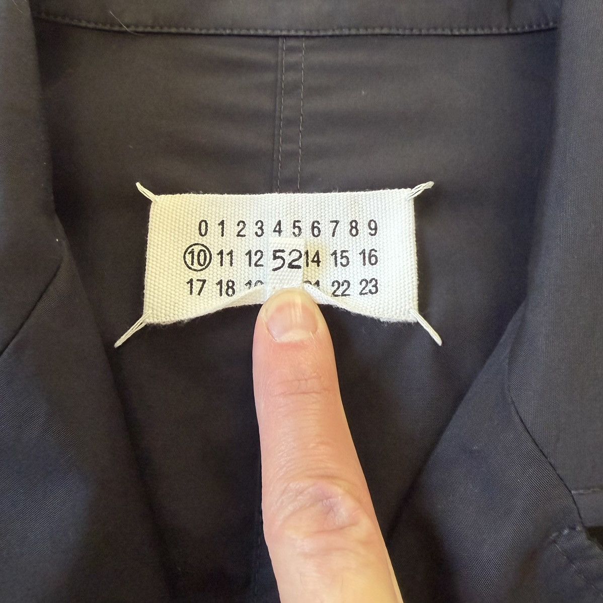 Maison Margiela S/S 19 Black Cotton Military Patch Over Shirt Size US M / EU 48-50 / 2 - 5 Thumbnail