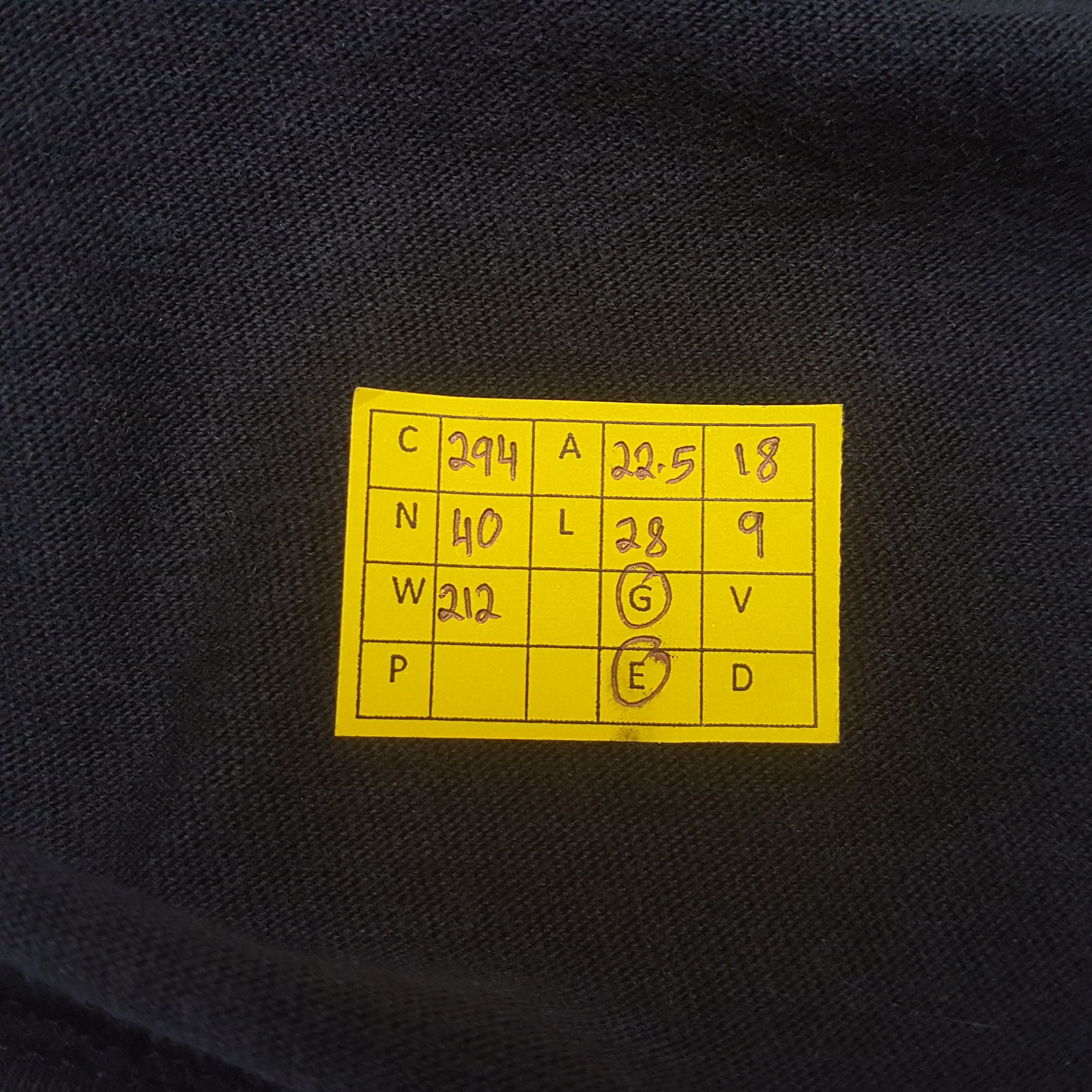Japanese Brand Vintage Uniqlo x Kaws Japanese Brand T-shirt C294N40 Size US L / EU 52-54 / 3 - 8 Thumbnail