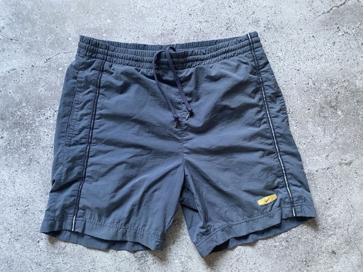 Nike × Vintage Vintage Nike Shorts Y2K Size US 32 / EU 48 - 2 Thumbnail