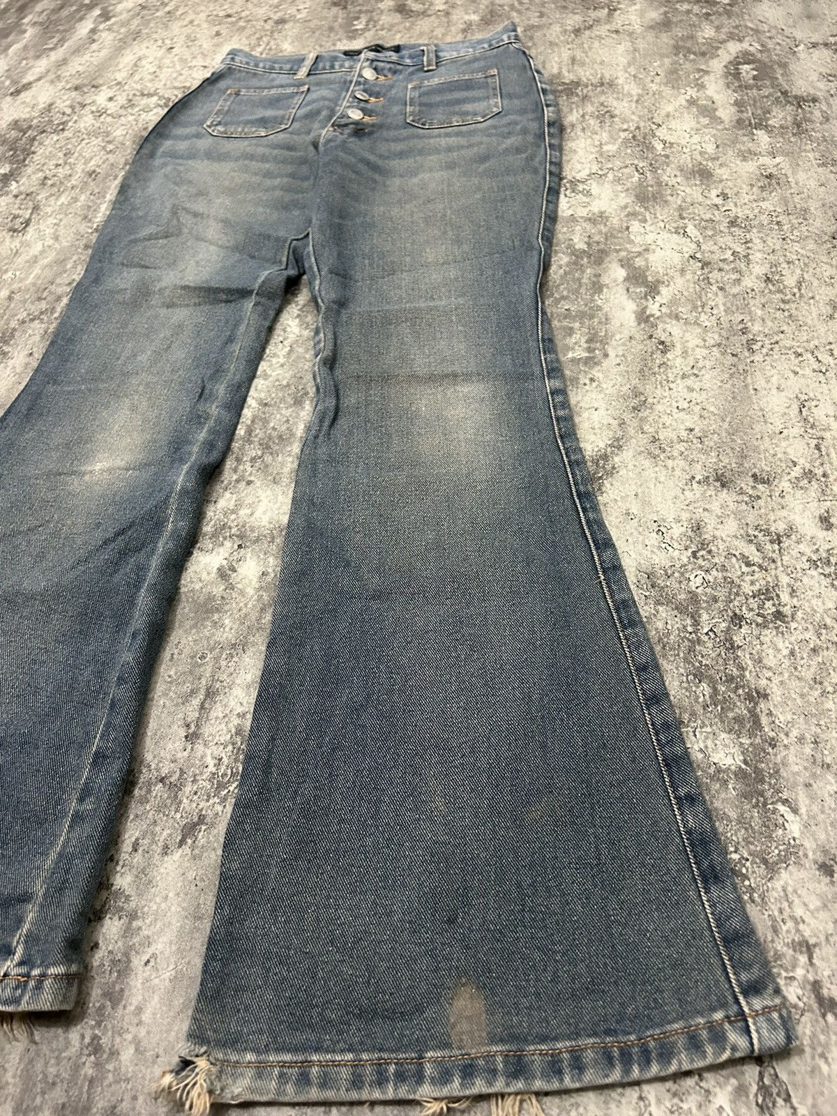If Six Was Nine × Japanese Brand × Le Grande Bleu (L.G.B.) Vintage Jouer aux echecs Flare Jeans Size US 27 - 4 Thumbnail