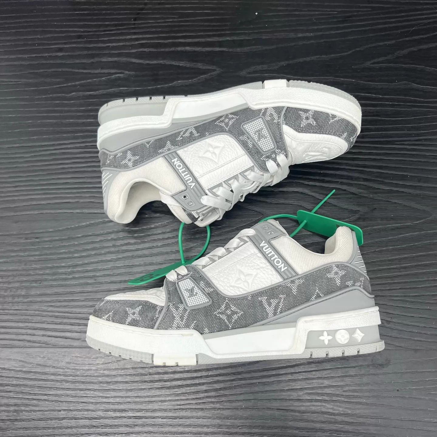 Louis Vuitton LV Trainer Gray White Denim 36 Size US 5.5 / IT 35.5 - 2 Thumbnail
