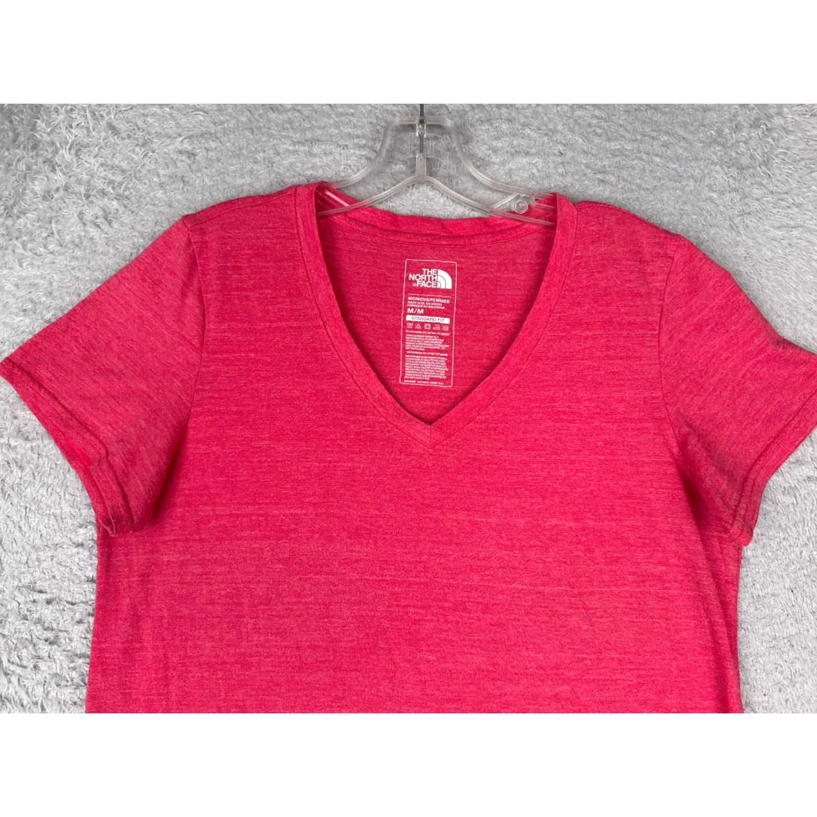 The North Face The North Face Shirt Women M Pink Short Sleeve V-Neck Polyester Blend Casual Short Sleeve T-Shirt Womens Knit Jersey Regular 90s Cowboy Outdoor Basic Size M / US 6-8 / IT 42-44 - 4 Thumbnail