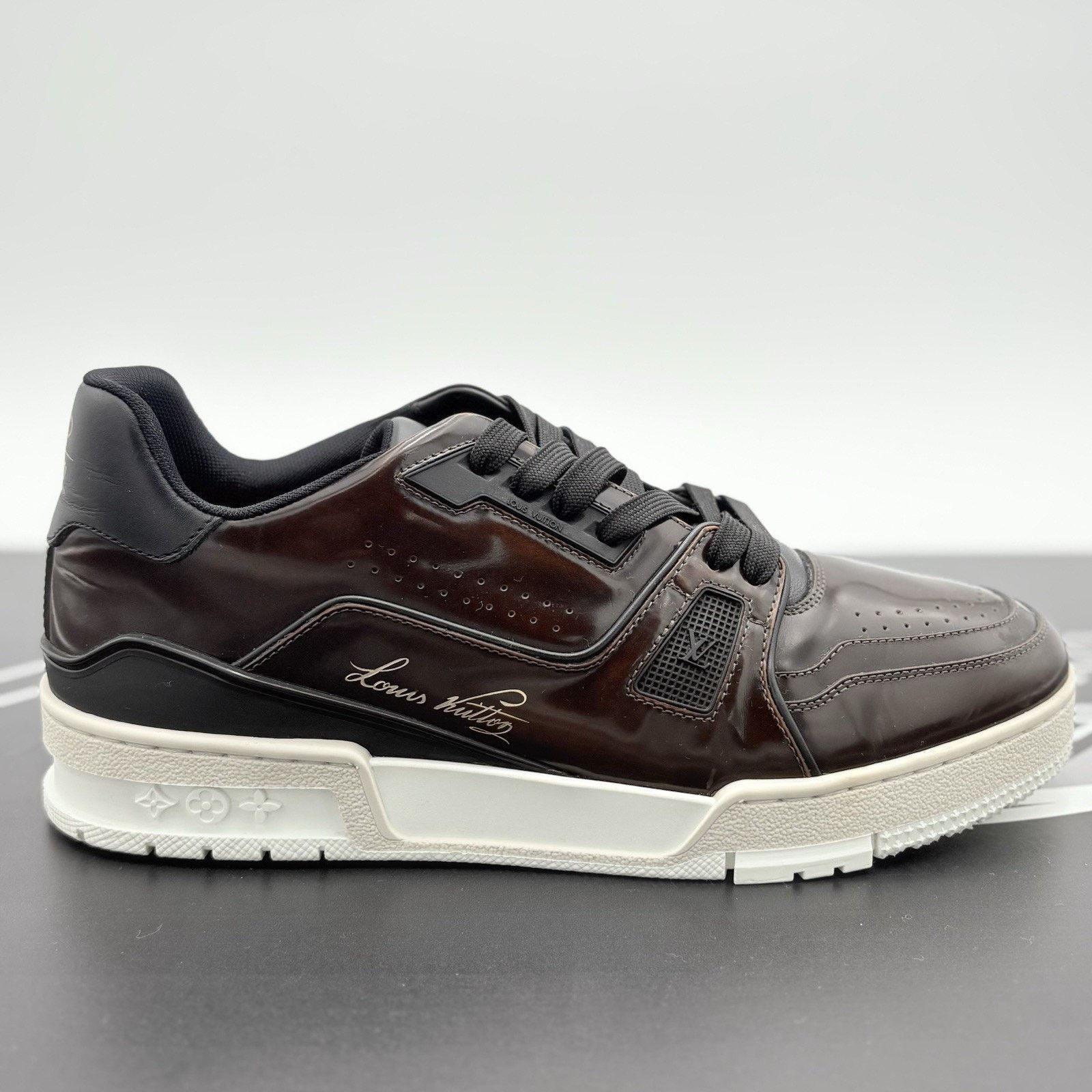 Louis Vuitton Louis Vuitton Trainer ' Brown Patent ' | SUPER CLEAN! Size US 9 / EU 42 - 2 Thumbnail