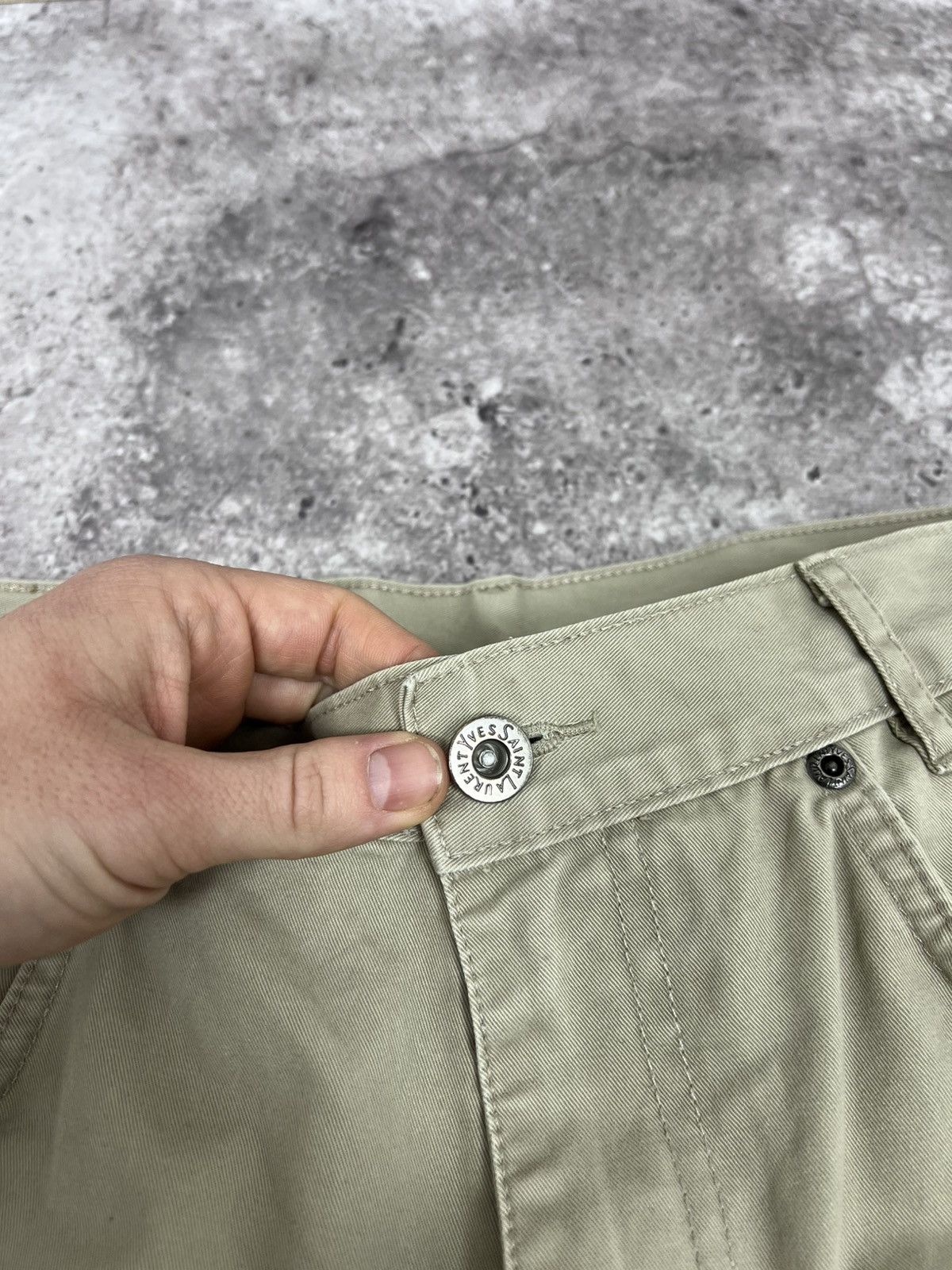 Yves Saint Laurent YSL Yves Saint Laurent Chino Cotton Pants Big Logo Size US 32 / EU 48 - 15 Thumbnail