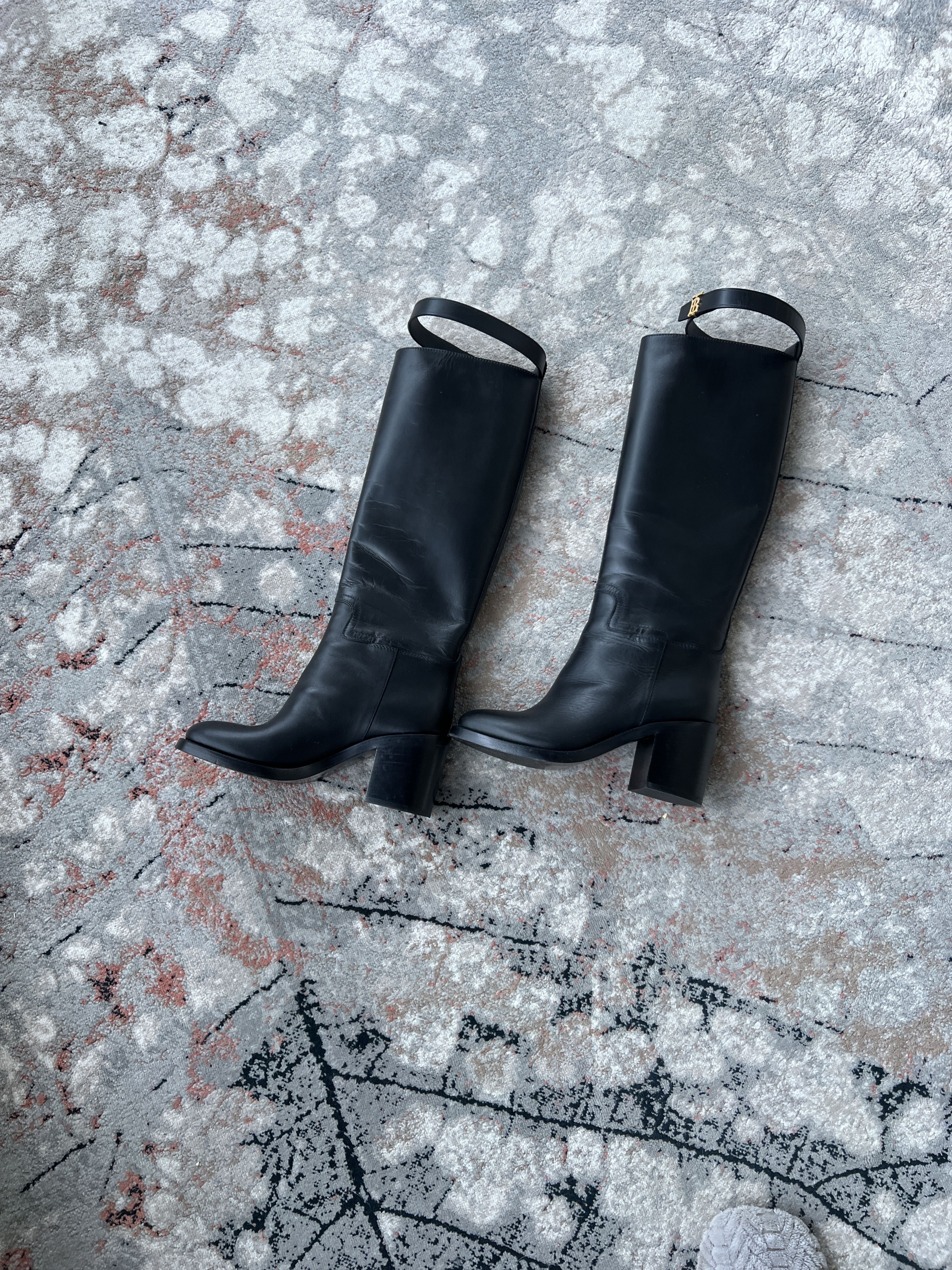 Burberry Burberry Leather Boots Size US 7 / IT 37 - 2 Thumbnail