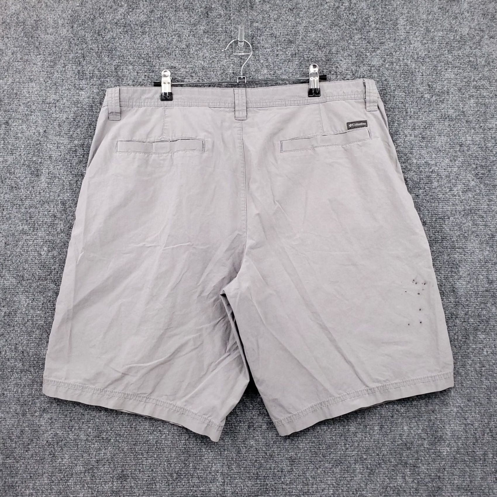Vintage Columbia Shorts Men 38 Gray Washed Out Chino Mid-Rise 10" Fishing Casual Outdoor Size US 38 / EU 54 - 2 Thumbnail