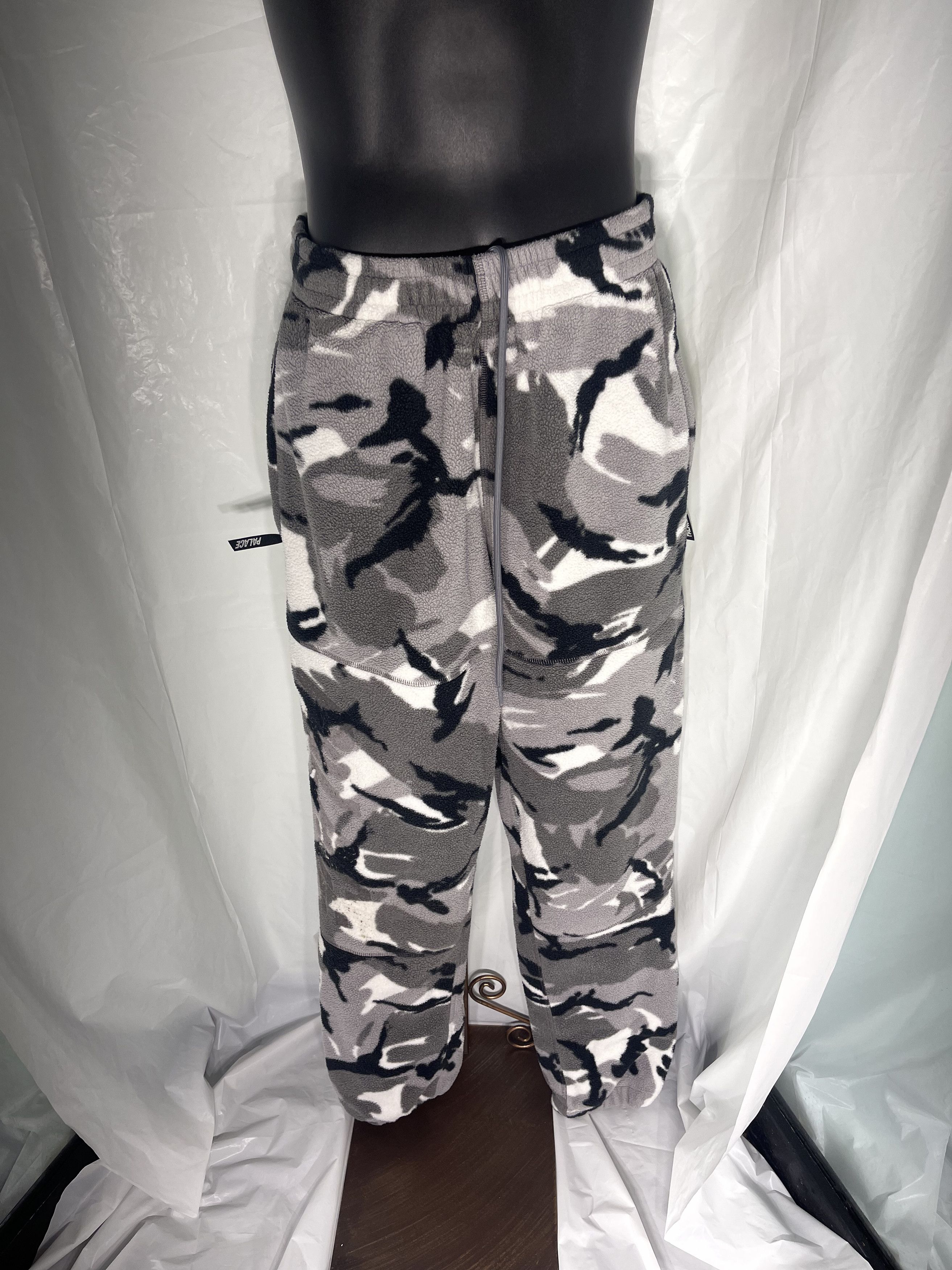Palace Camo Pants | Grailed